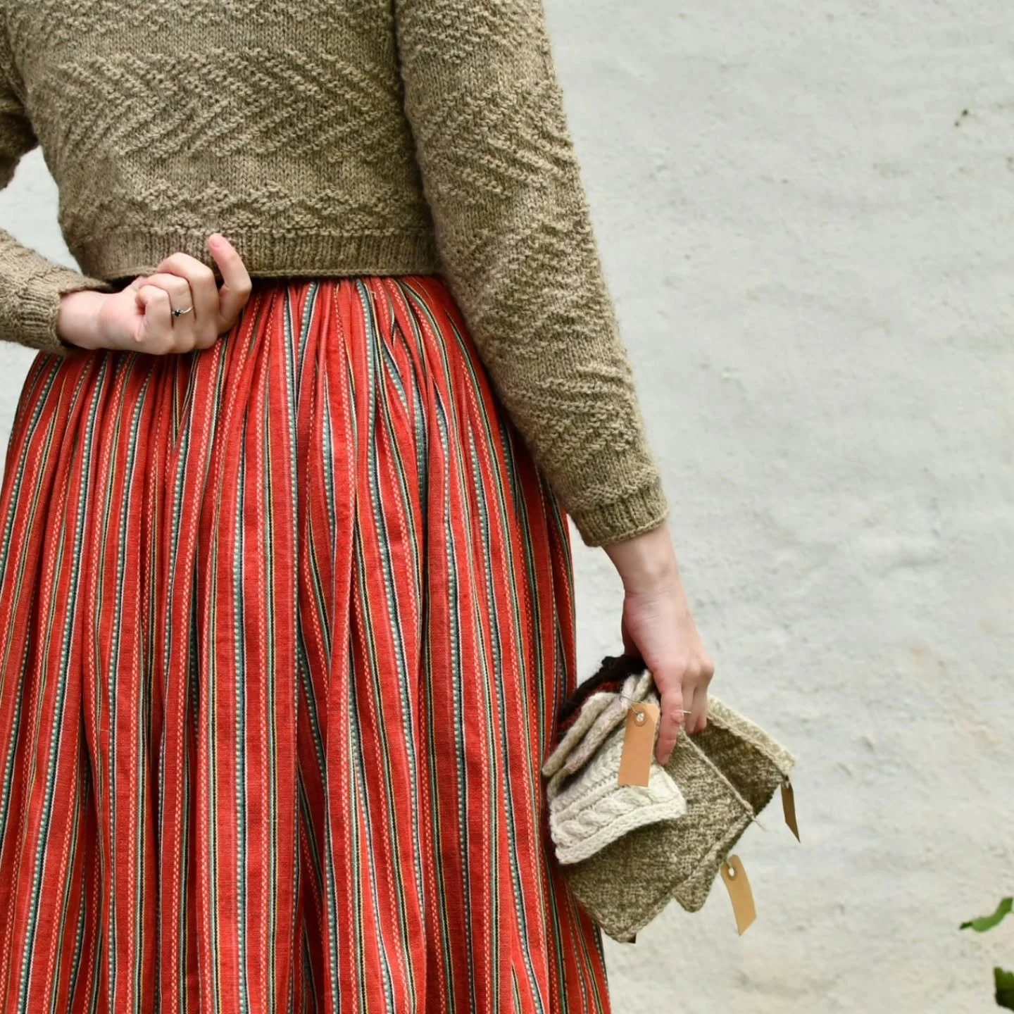 Ad for book 🐑 Gerda 🐑

Yarn: 3ply Svensk Ull from @jarbogarn

Book: Sticka i Svensk Ull (only in swedish right now)
Photo: @susannesadripro
Publisher: @bonnierfakta

#stickaisvenskull