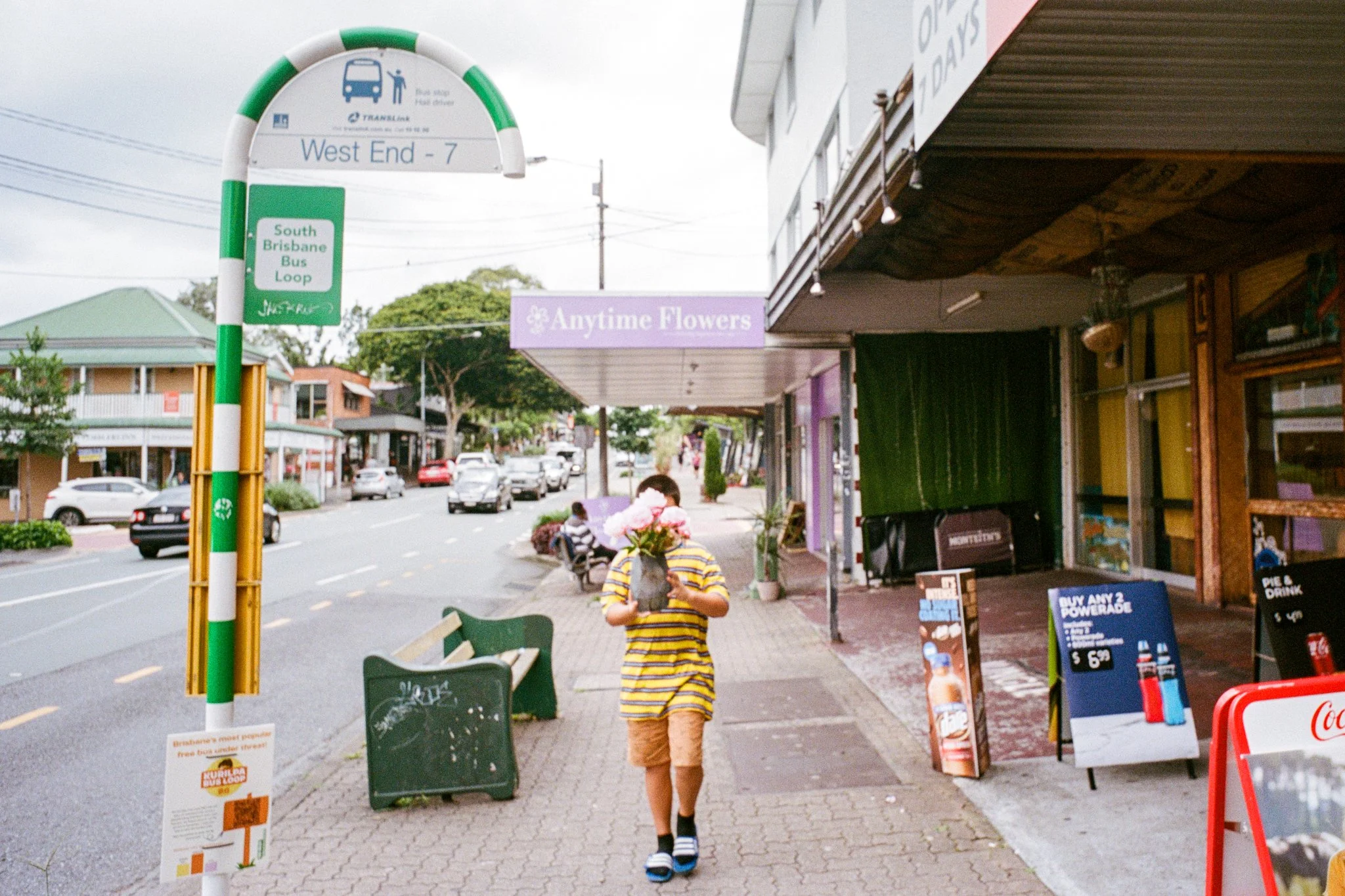Three tobacco stores in West End raided by the police. 6,000 vapes, 150,000 cigarettes, 63kilos loose tobacco seized before the weekend. Some hide their contrabands in the toilet.