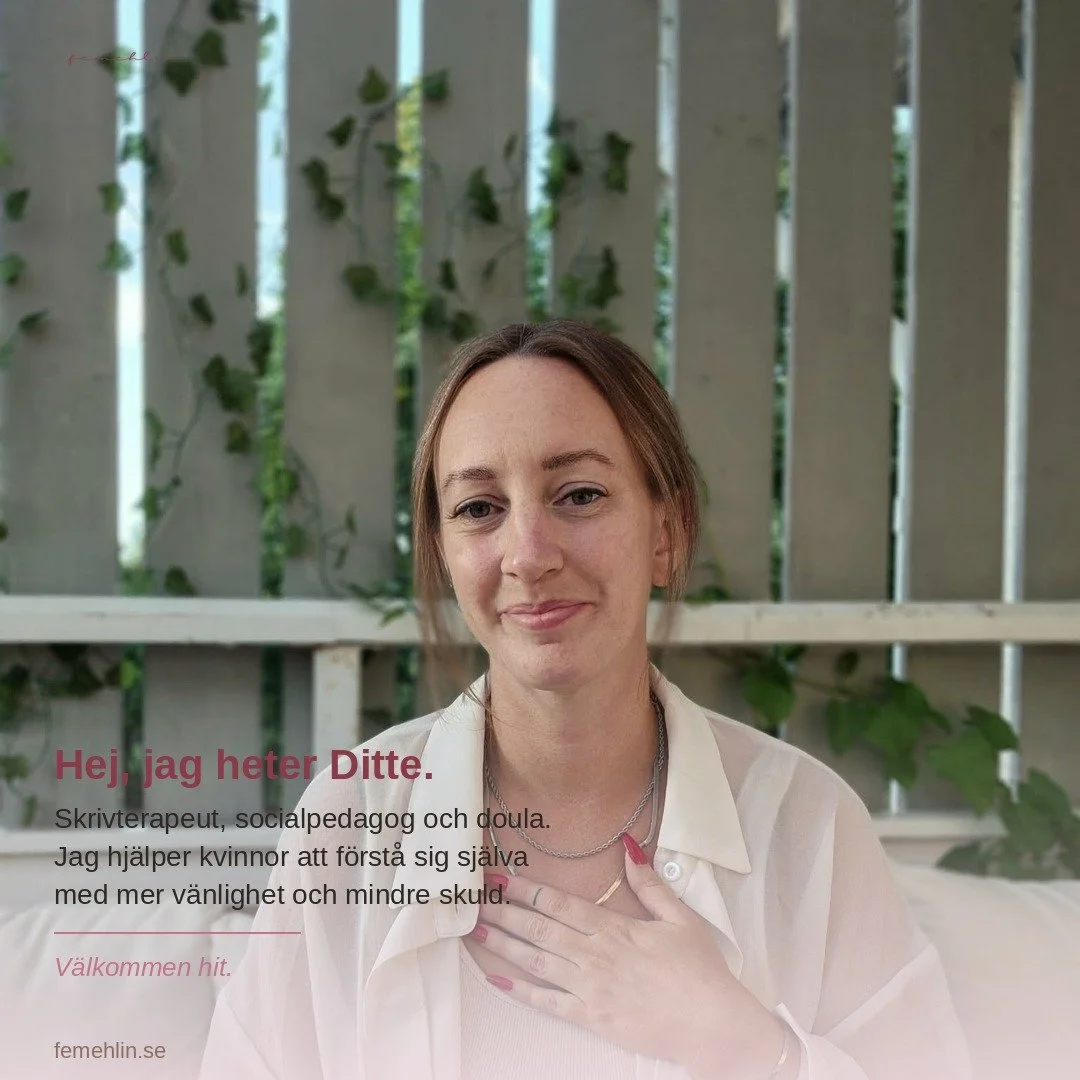 Hej, jag heter Ditte.
Jag &auml;r skrivterapeut, socialpedagog och doula &ndash; och jag &auml;r &ouml;vertygad om att de flesta av oss b&auml;r p&aring; mer &auml;n vi beh&ouml;ver.
Det h&auml;r kontot &auml;r f&ouml;r dig som vill f&ouml;rst&aring;
