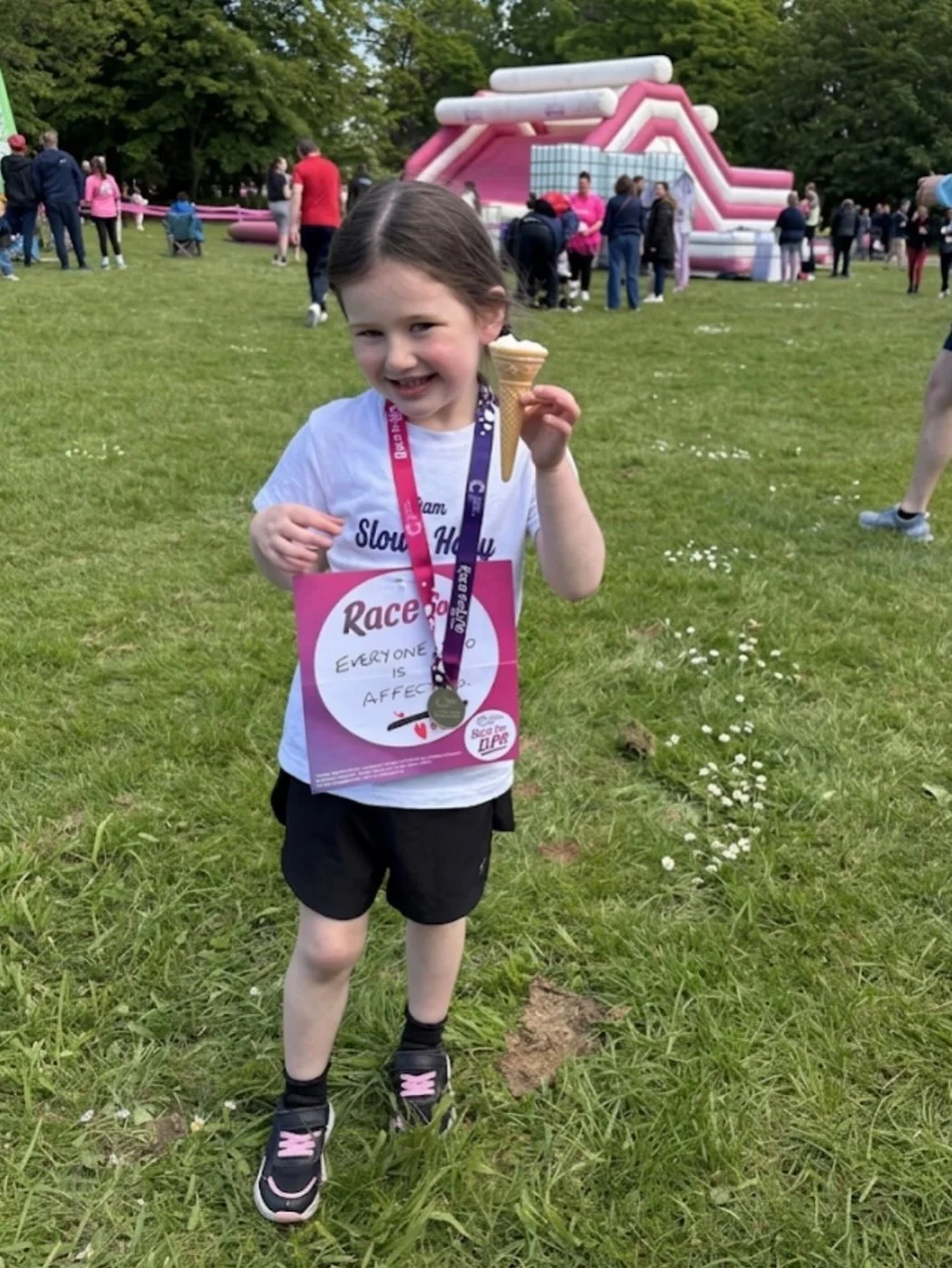 Race for life 2026 🩷

Well done to my big girl and all the family for taking part in the race for a cause very close to our hearts!

Nyla ran the 3km in 23 minutes. I am beyond proud of her. 

Quite embarrassing when your 4 year old is a better runn