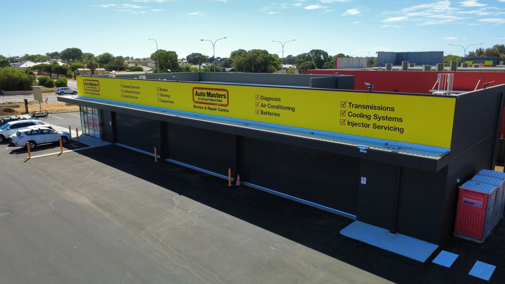 Working with Bella Build &amp; Design, we have completed the painting for the new Auto Masters Geraldton! 🔧 

Another great project delivered by our City In Colour team! 👏

#cityincolour #paint #painting #paintingcontractor #localsworkingwithlocals