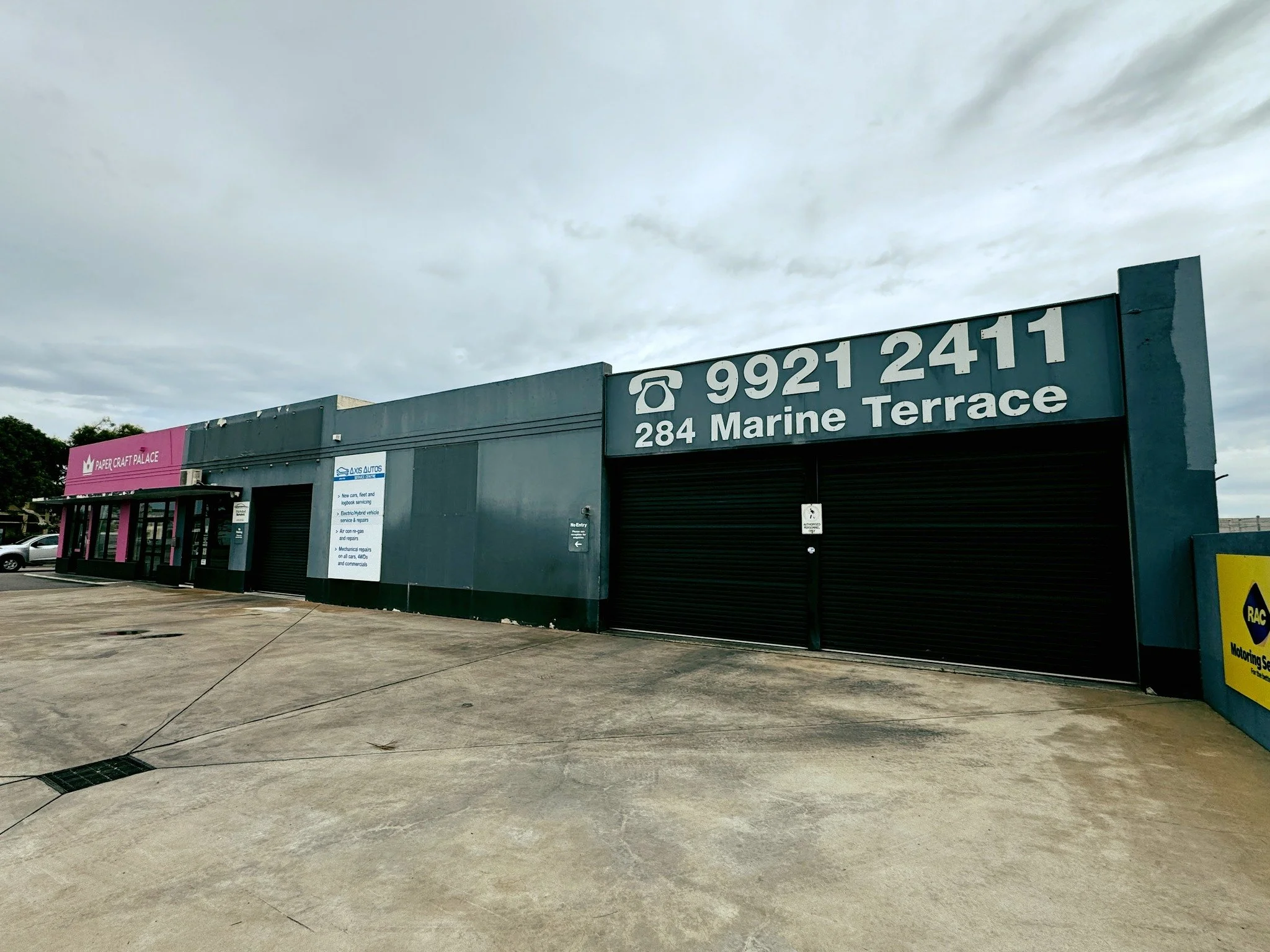 what an amazing transformation for Axis Auto's Service Centre 💫

#cityincolour #paint #painting #paintingcontractor #localsworkingwithlocalsforlocals
