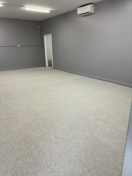 F452.jpg