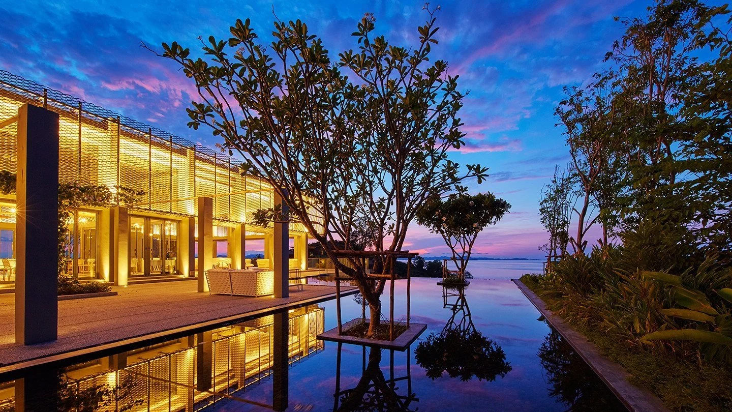 Point+Yamu+-+Resort+-++++Pergola+And+Lawn+x.jpg