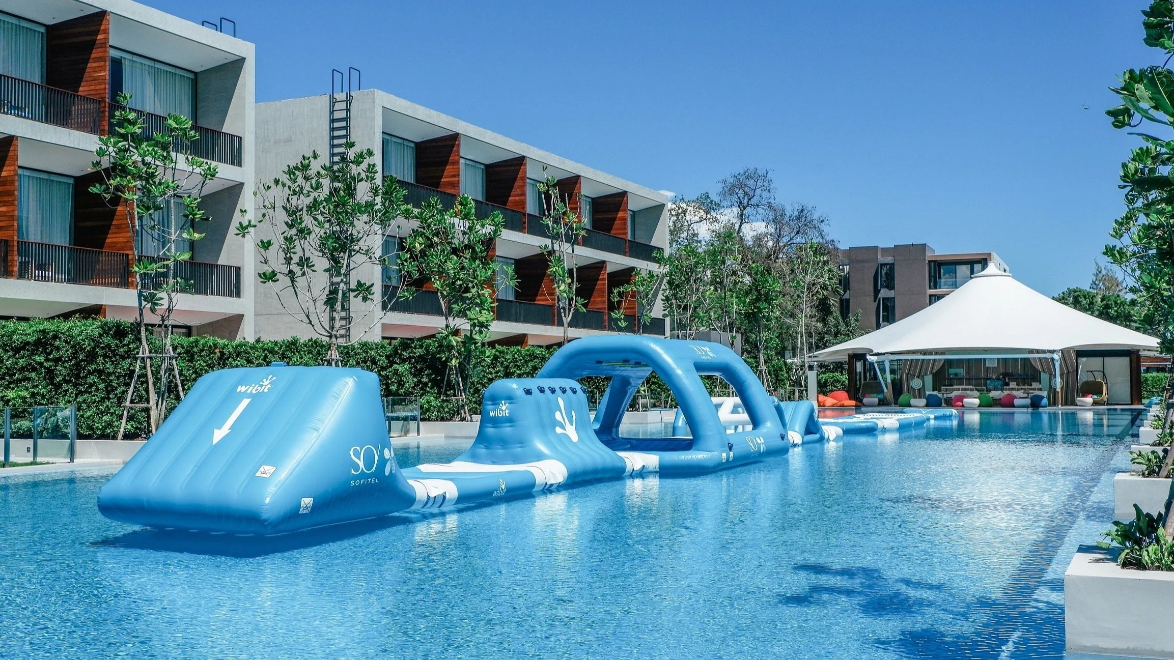 SO+Sofitel+Hua+Hin_Signature+Pool+%26+Wibit.jpg