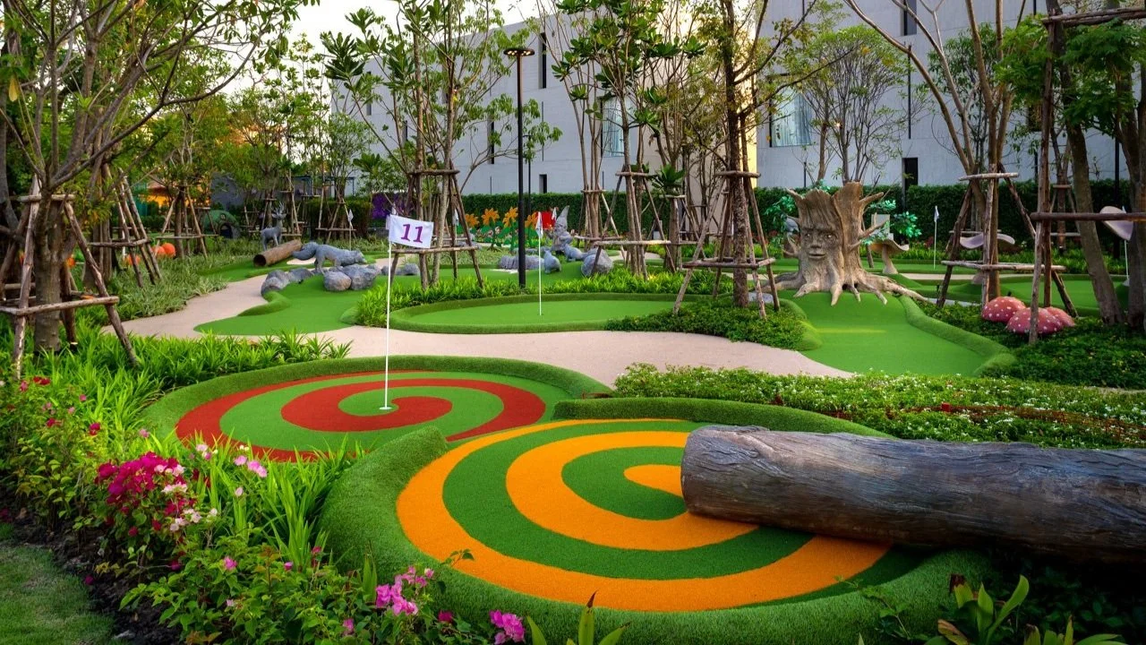 SO+Wonderland+Adventure+Golf_Hole+11_Twisted+Greens+%284%29.jpg