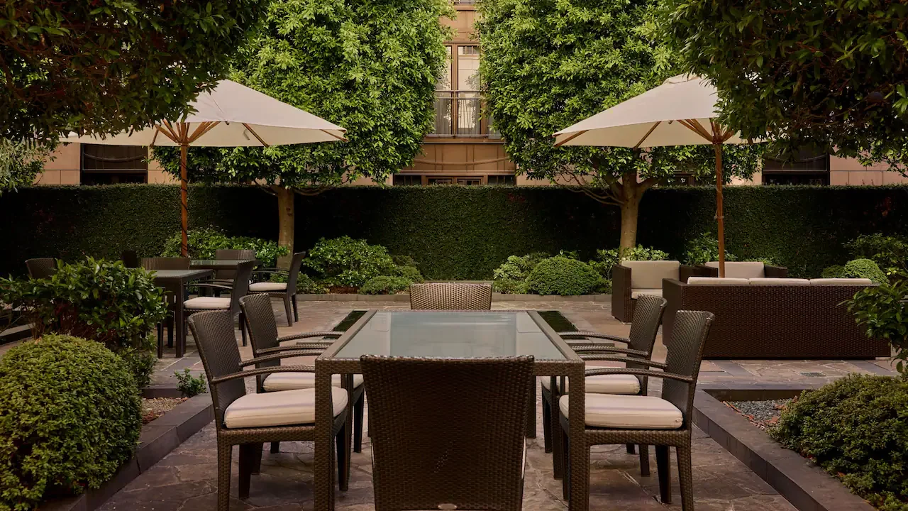 MELPH-P0193-Trilogy-Garden-Daytime.16x9.webp