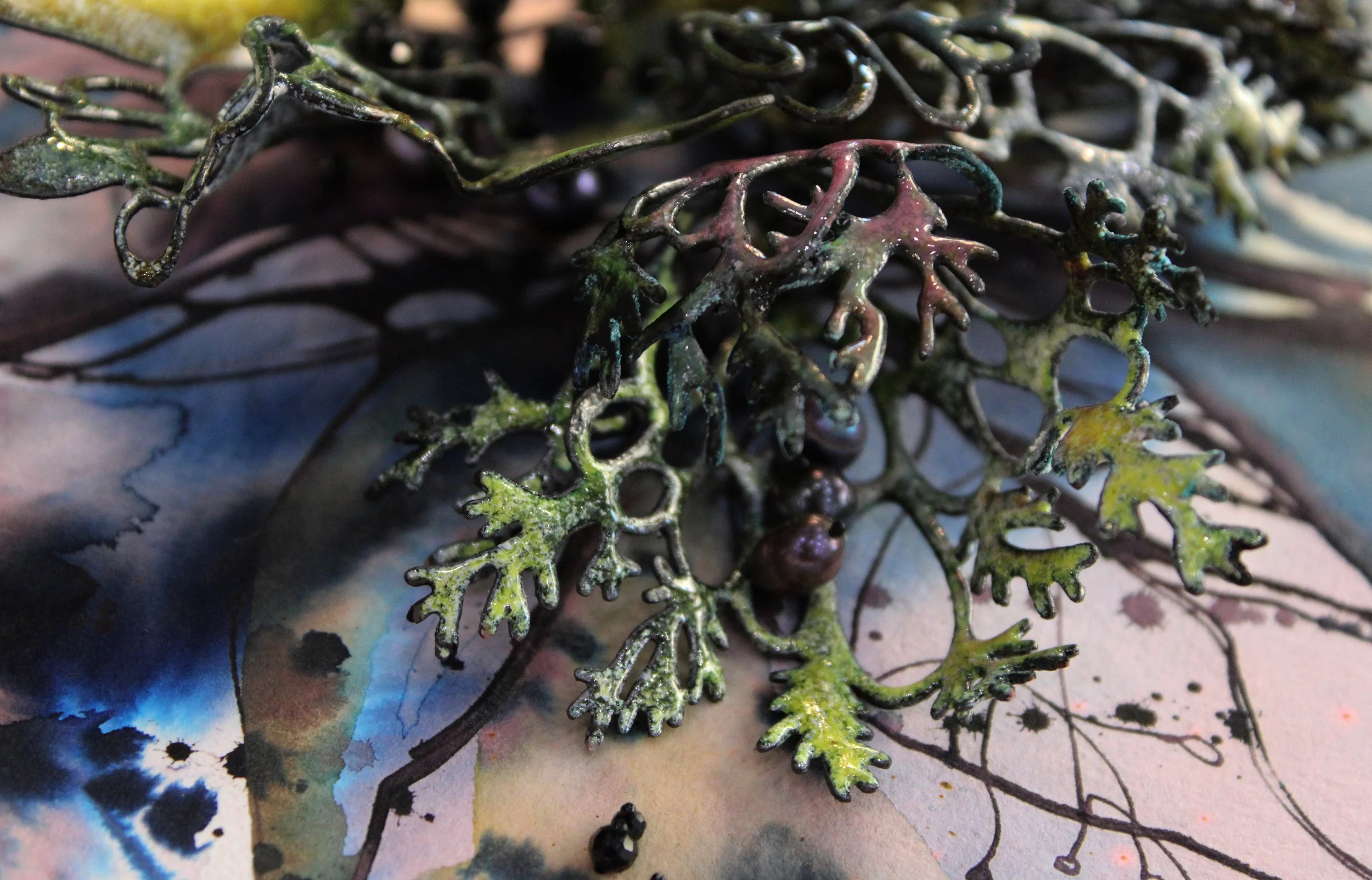 Feuer · Farbe · Licht | Emaillewelten von Nora Kovats