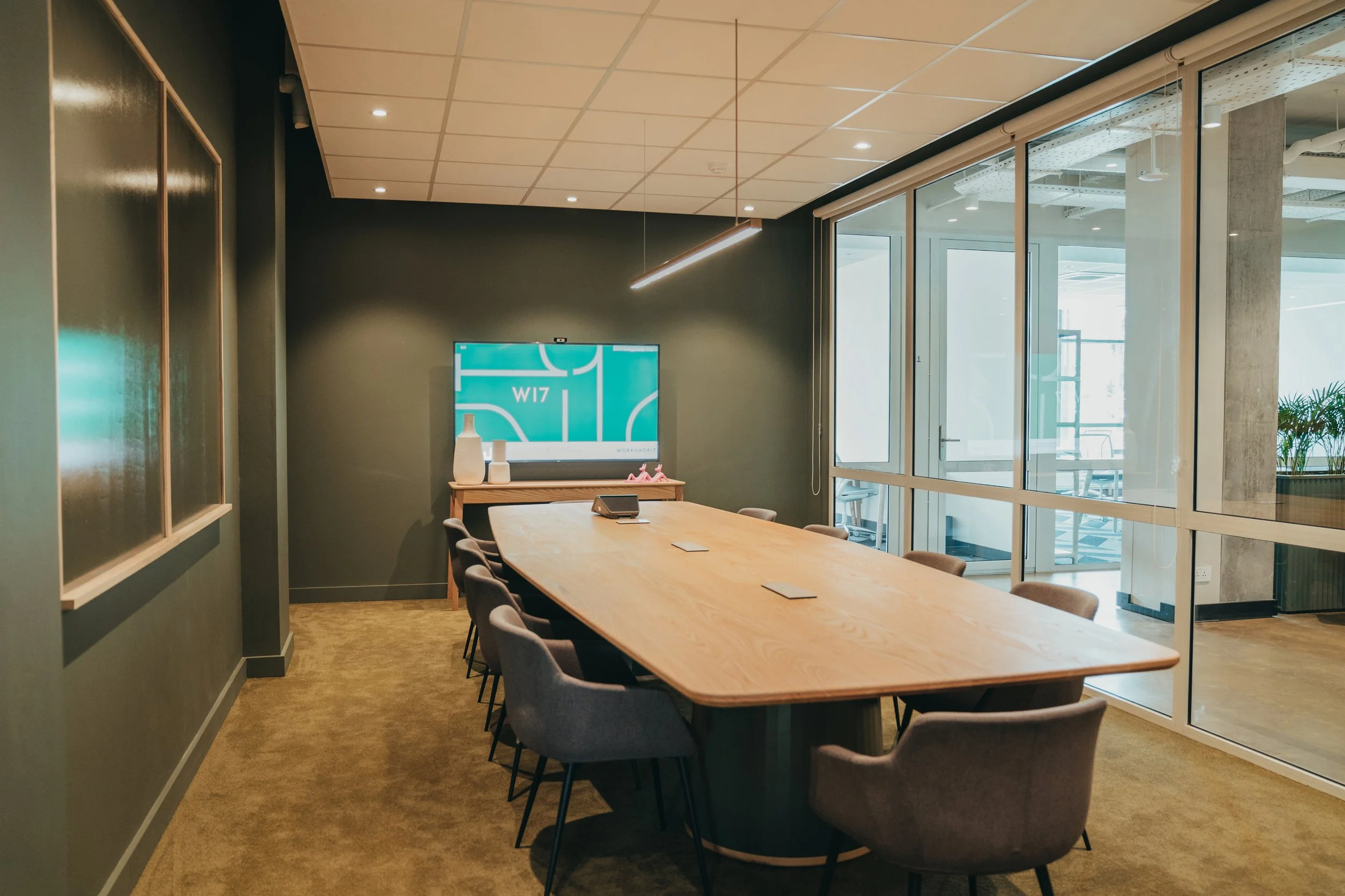 Boardroom 1 - (c) Workshop17 (2).jpg