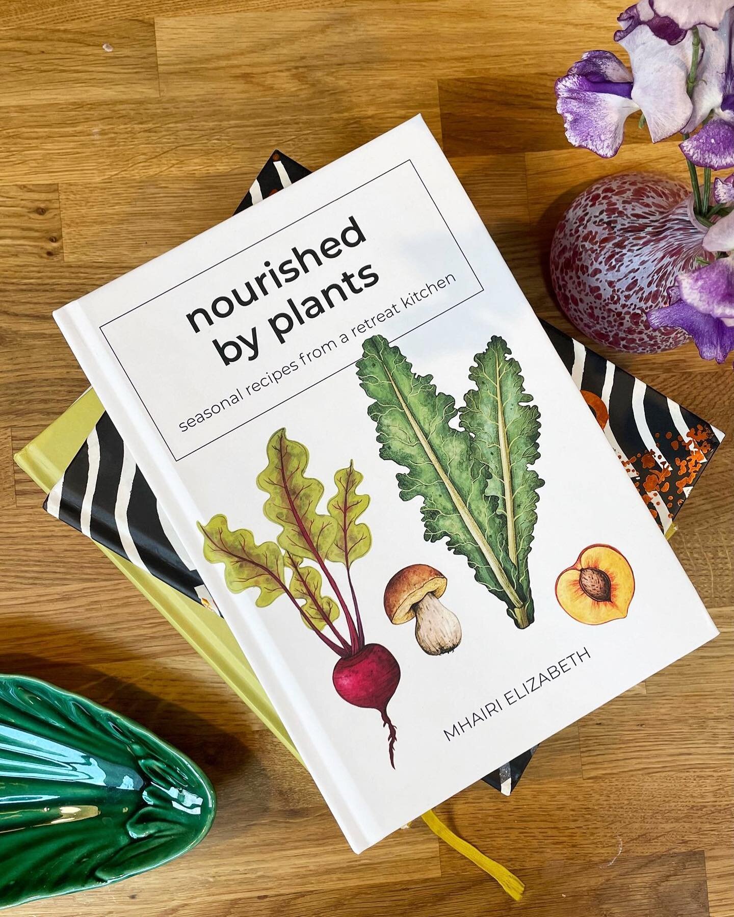 I WROTE A COOKBOOK 🌱

It&rsquo;s finally happened! I&rsquo;ve released my first self-published printed cookbook 🥰&hellip; its been a journey for sure! Will be happy to share more about the process in the future if folks are interested&hellip;.

So 