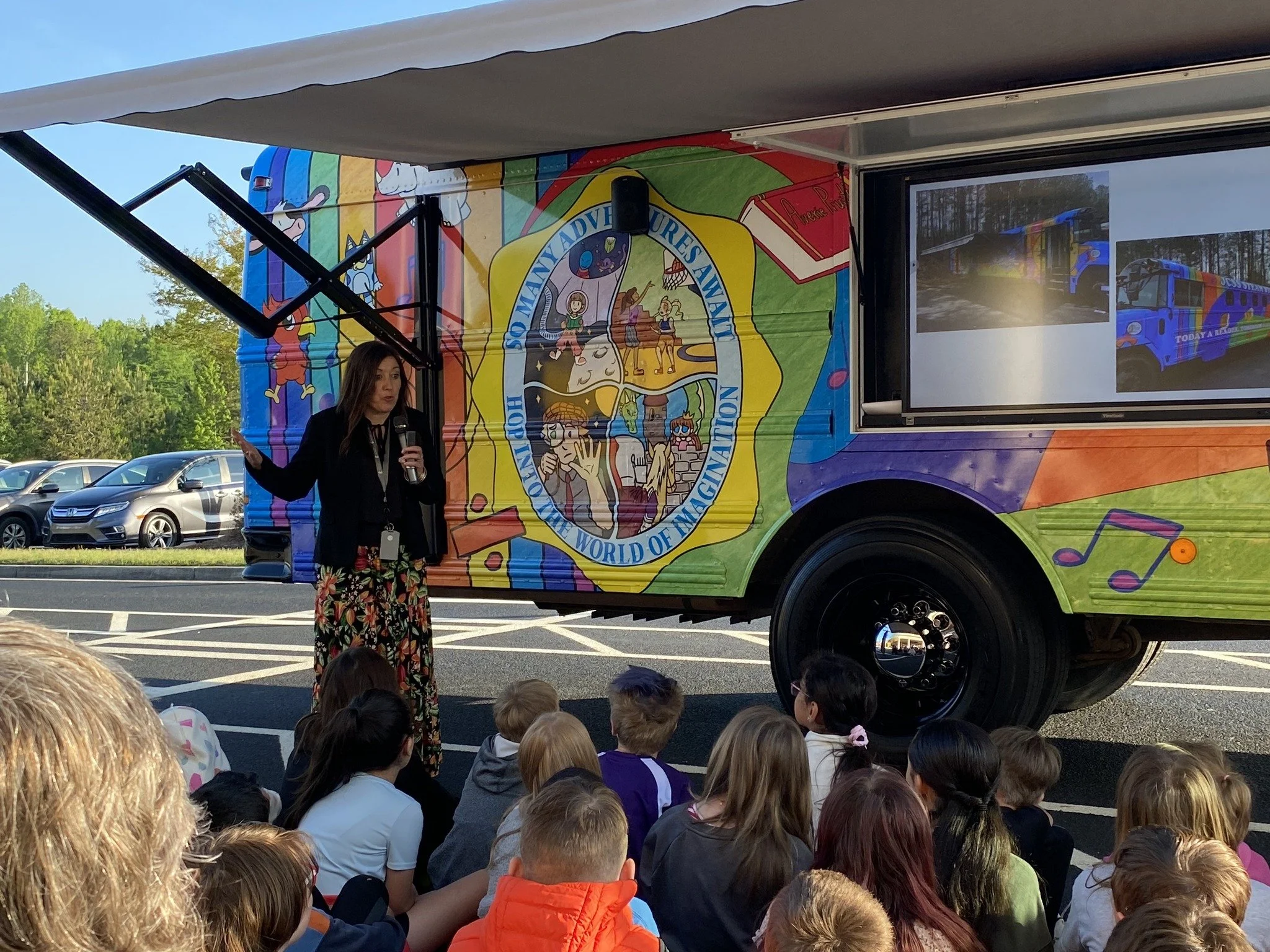 literacy bus, mobile library