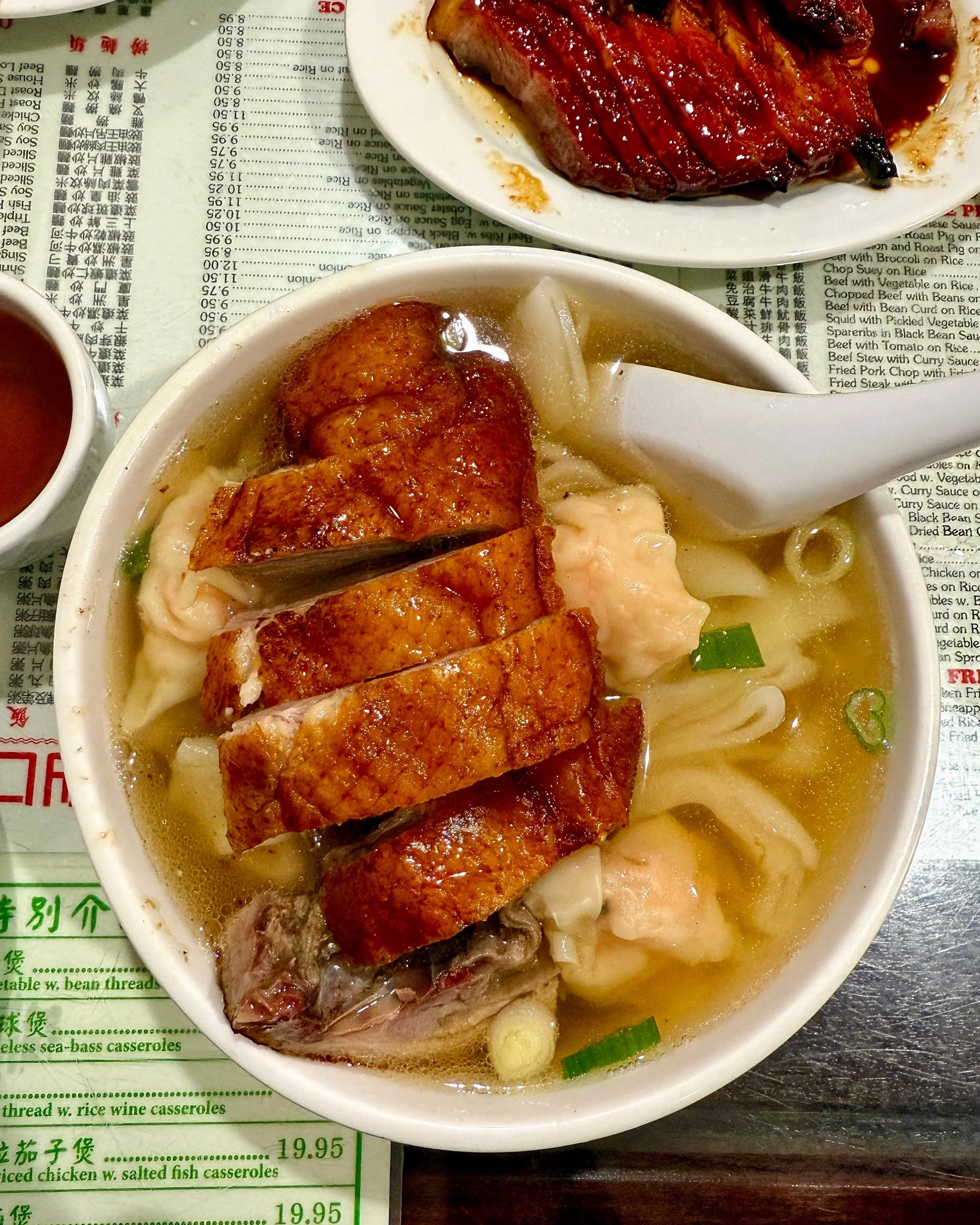 A hearty bowl of Wonton Noodle Soup is the cure for a long weekend. Pair it with your favorite roasted meats for the perfect comfort meal 🍜🍖
#greatnynoodletown