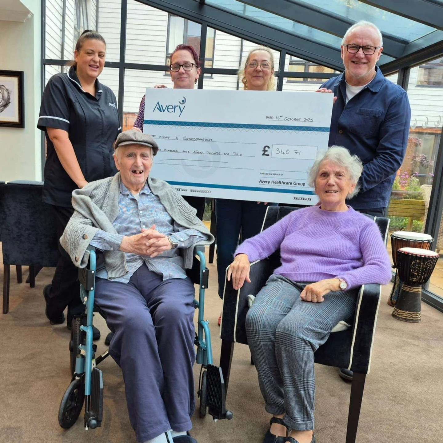 David Annand, our Head of Operations & Fundraising, was delighted to visit Avery Healthcare Edenbridge Manor Care Home today to chat to their residents about the benefits of being part of the Adopt a Grandparent programme and to collect a donatio