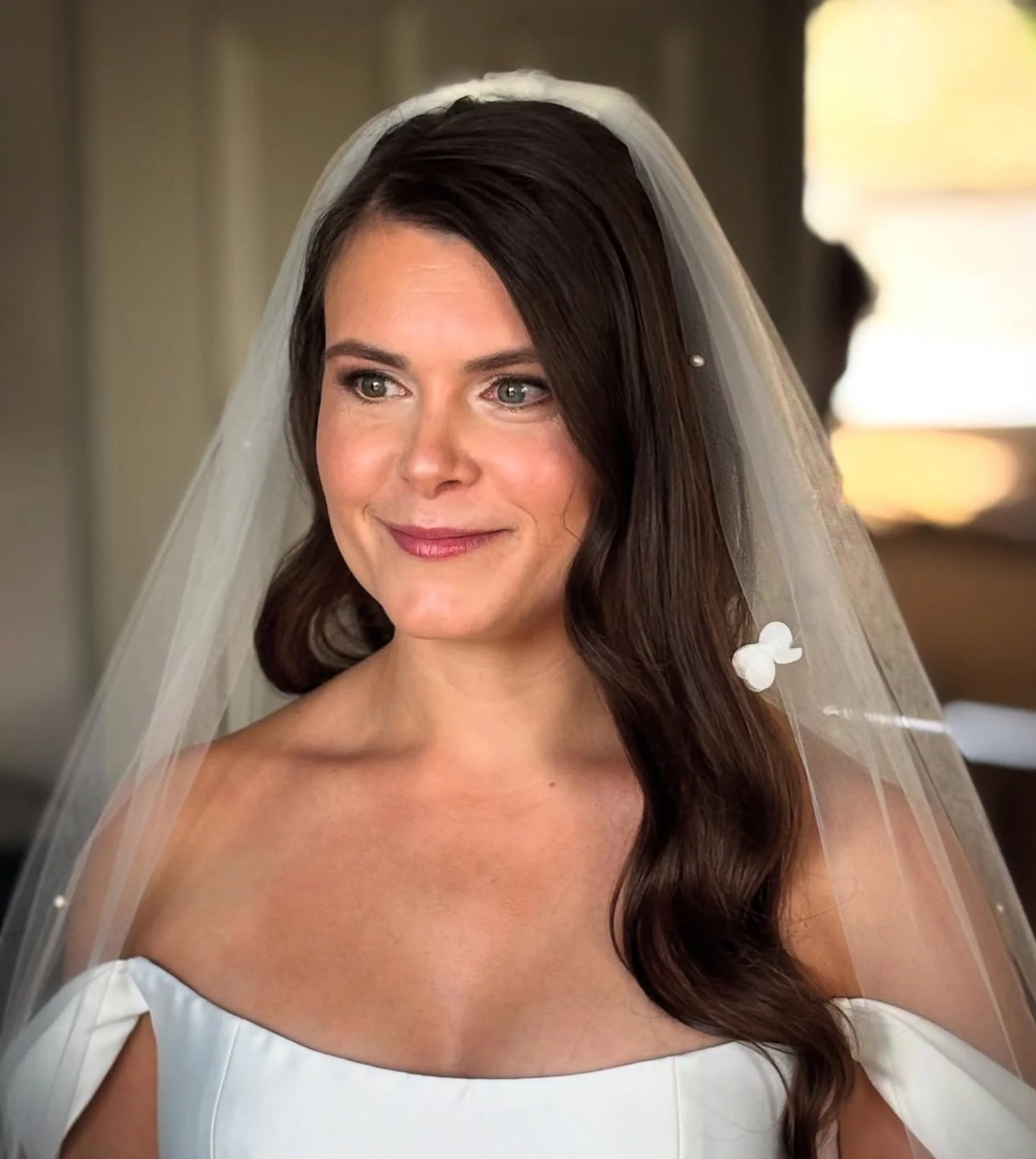 T I M E L E S S bridal beauty 🤎

Sharing the beautiful Amy, who married at @stonebarnvenue this summer and was styled to perfection by our pro stylists Hannah and Lauren. While we&rsquo;re here, we thought we&rsquo;d re-introduce who we are, and wha