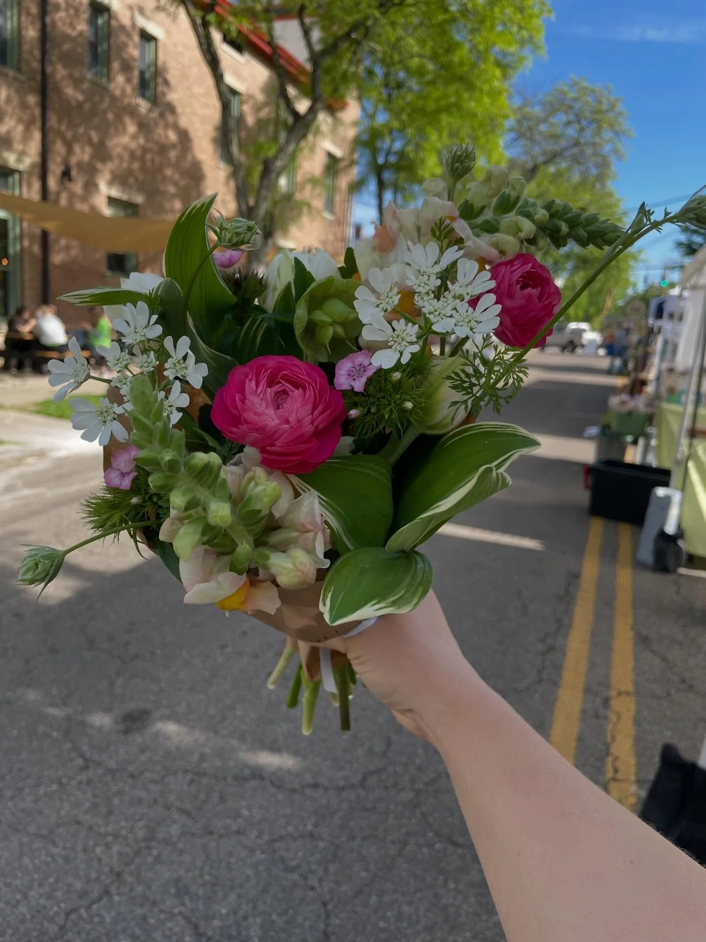 Believe it or not, market season is upon us! Looking forward to our first market of the season THIS SATURDAY, April 25th @hydeparkmarketcincy ! We&rsquo;ll have lots of springy tulip bouquets and some dried goodies too. See ya there 👋