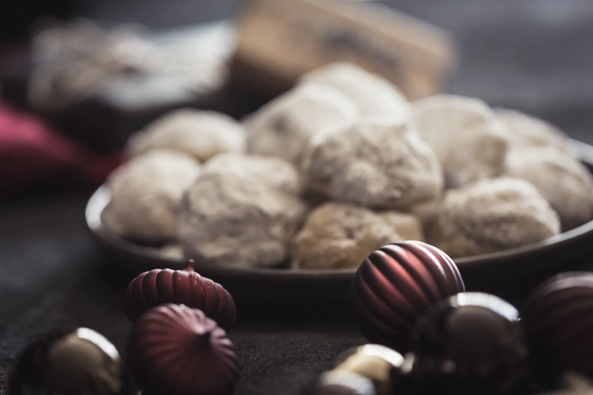Snowball-Cookies-©NadeenFlynnPhotography-4620.jpg