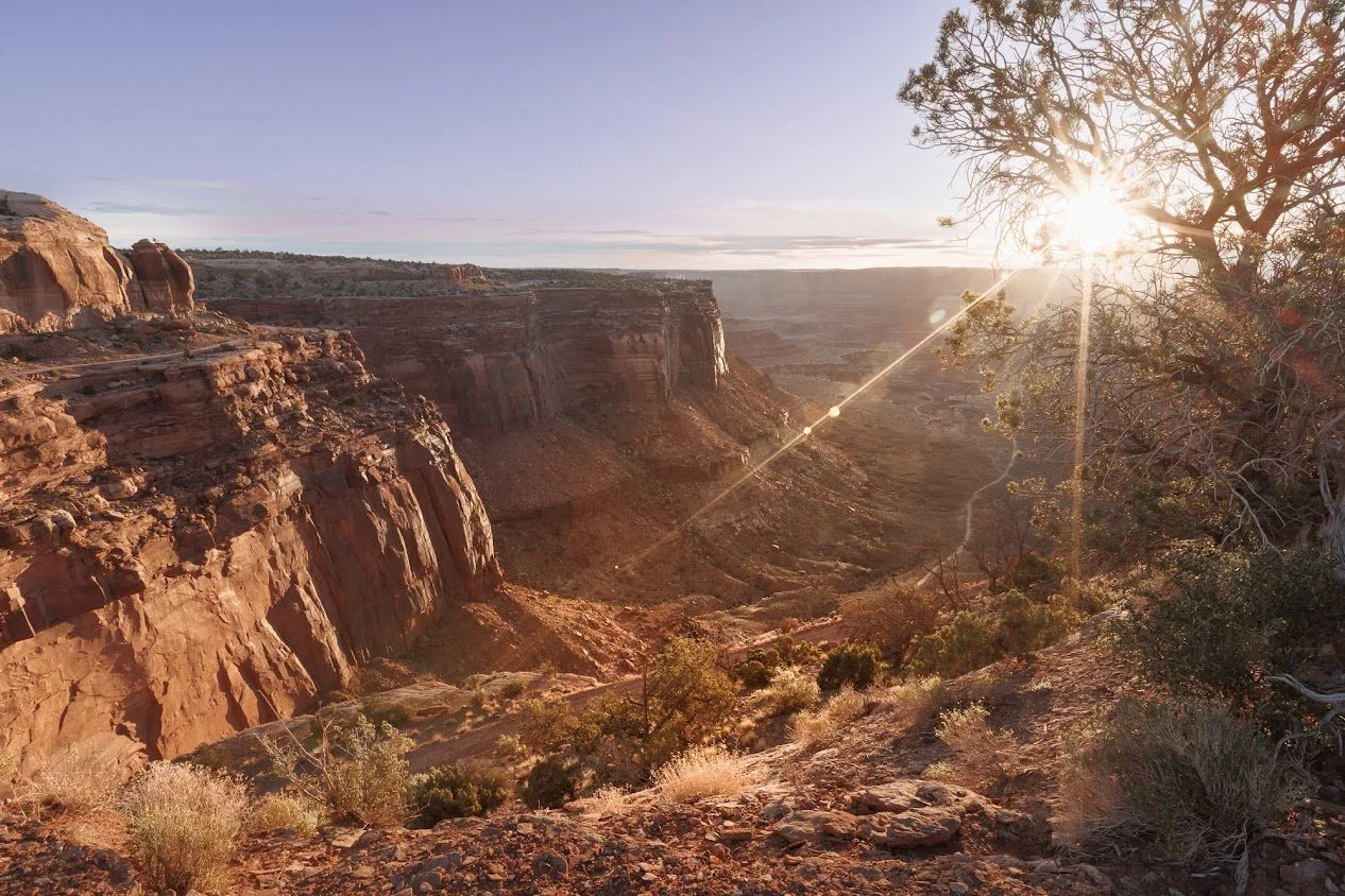 canyonlands-national-park-sunburst.jpeg