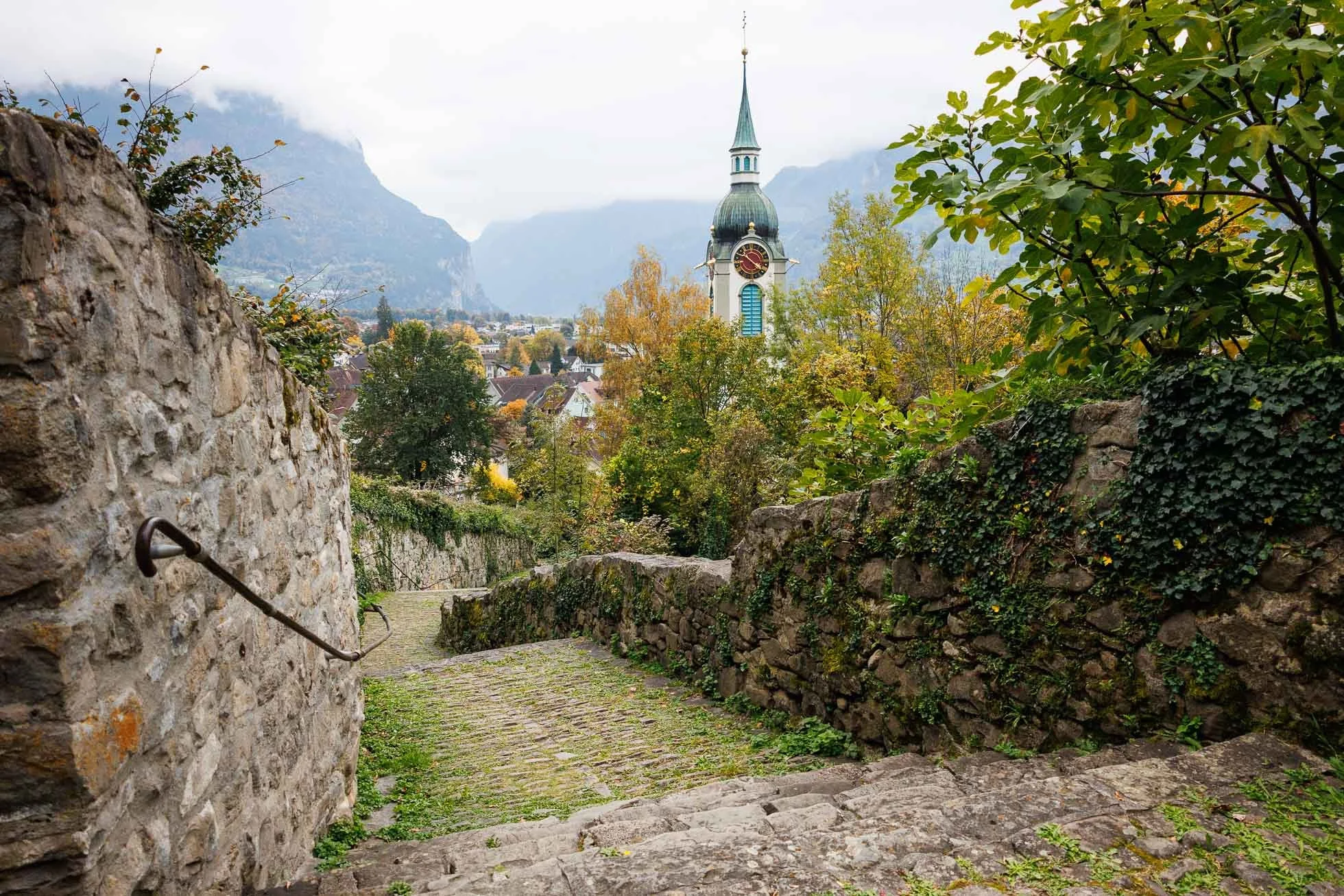 Stone Walkway and Clock Tower, Altdorf

#clickprojanuaryproject #switzerland #visitswitzerland #ihadtosnapthat #altdorf
