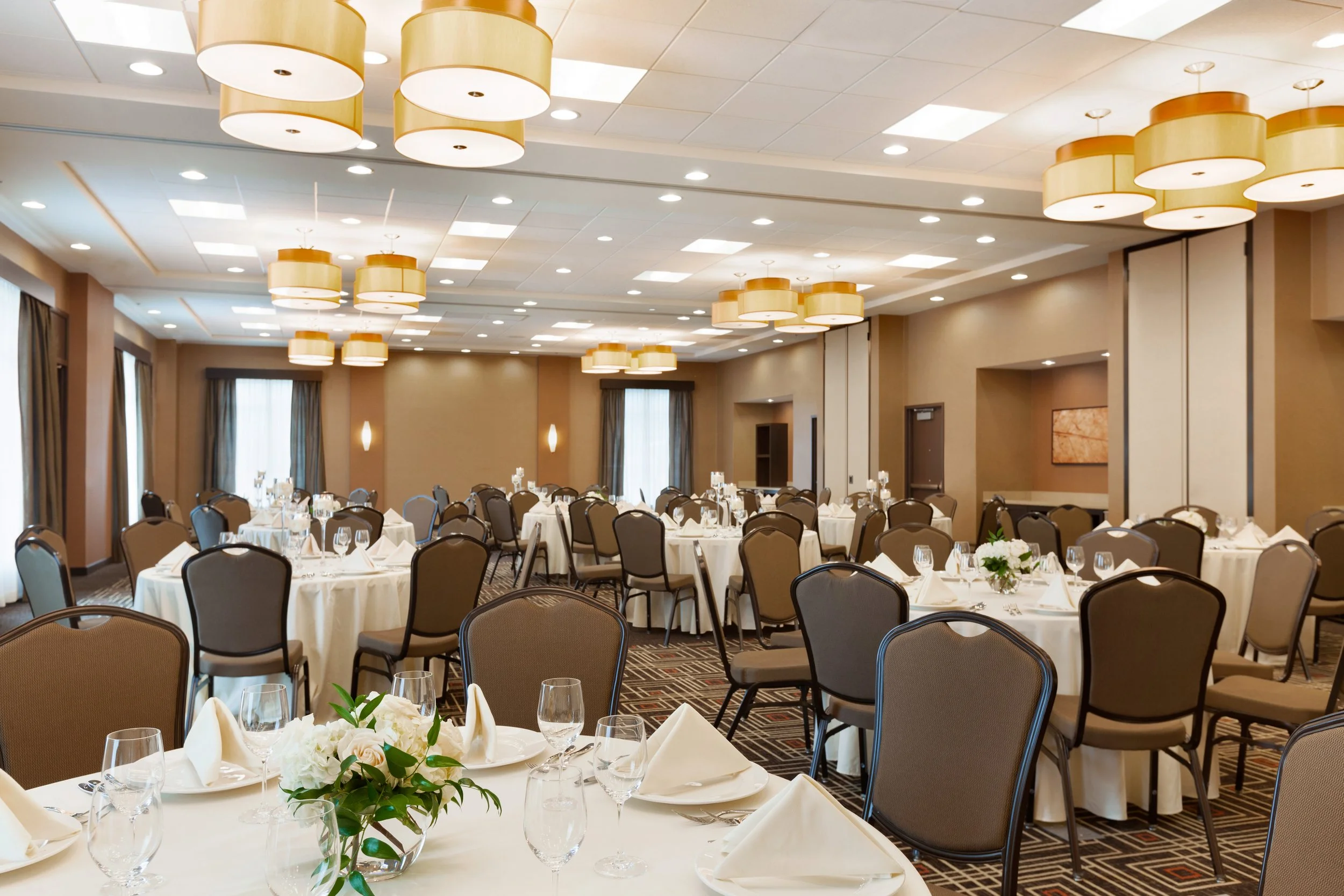 Hyatt-Place-Houston-the-Woodlands-P040-Montgomery-Ballroom.jpg