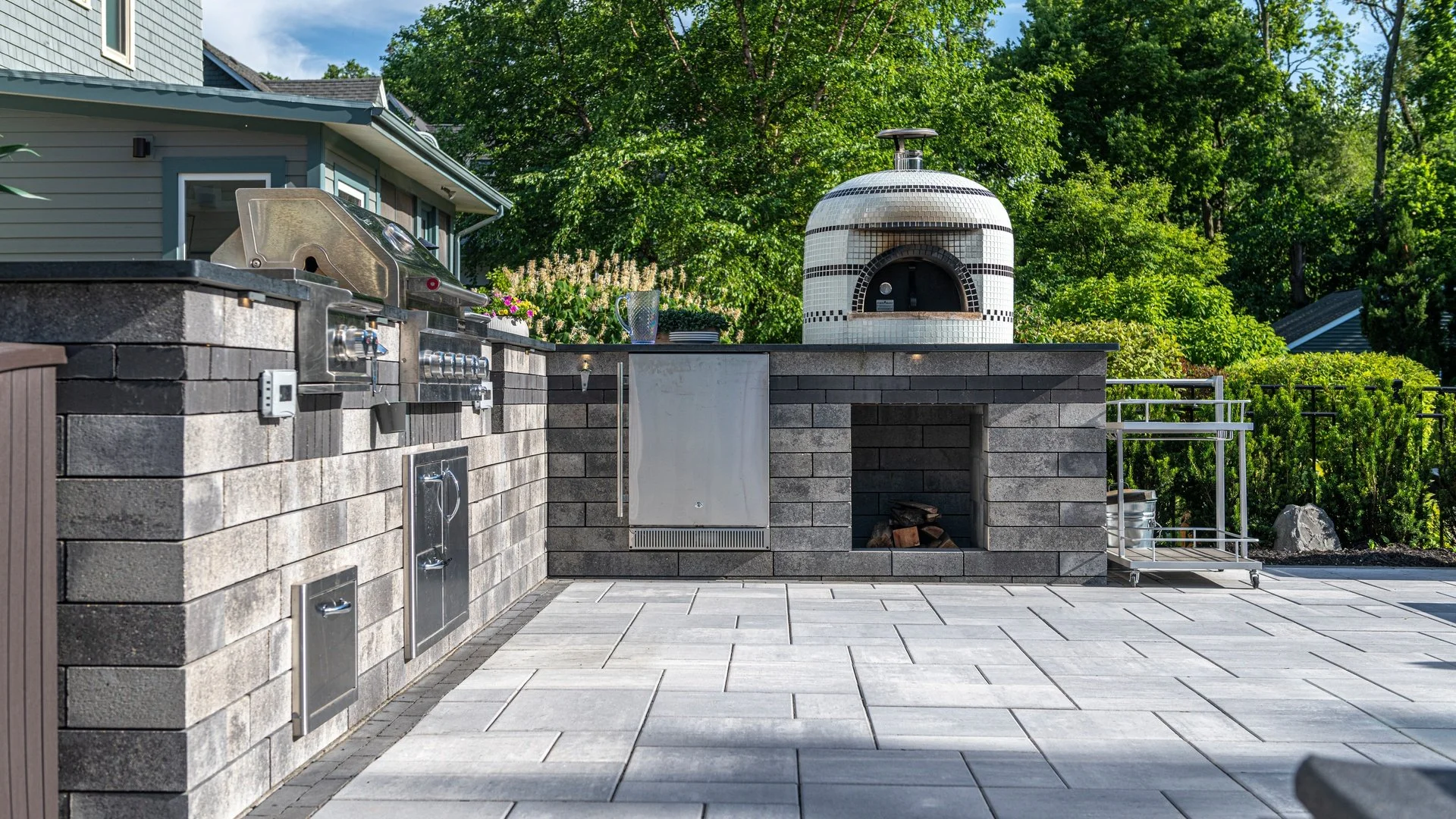 Outdoor kitchen in Westlake, OH
