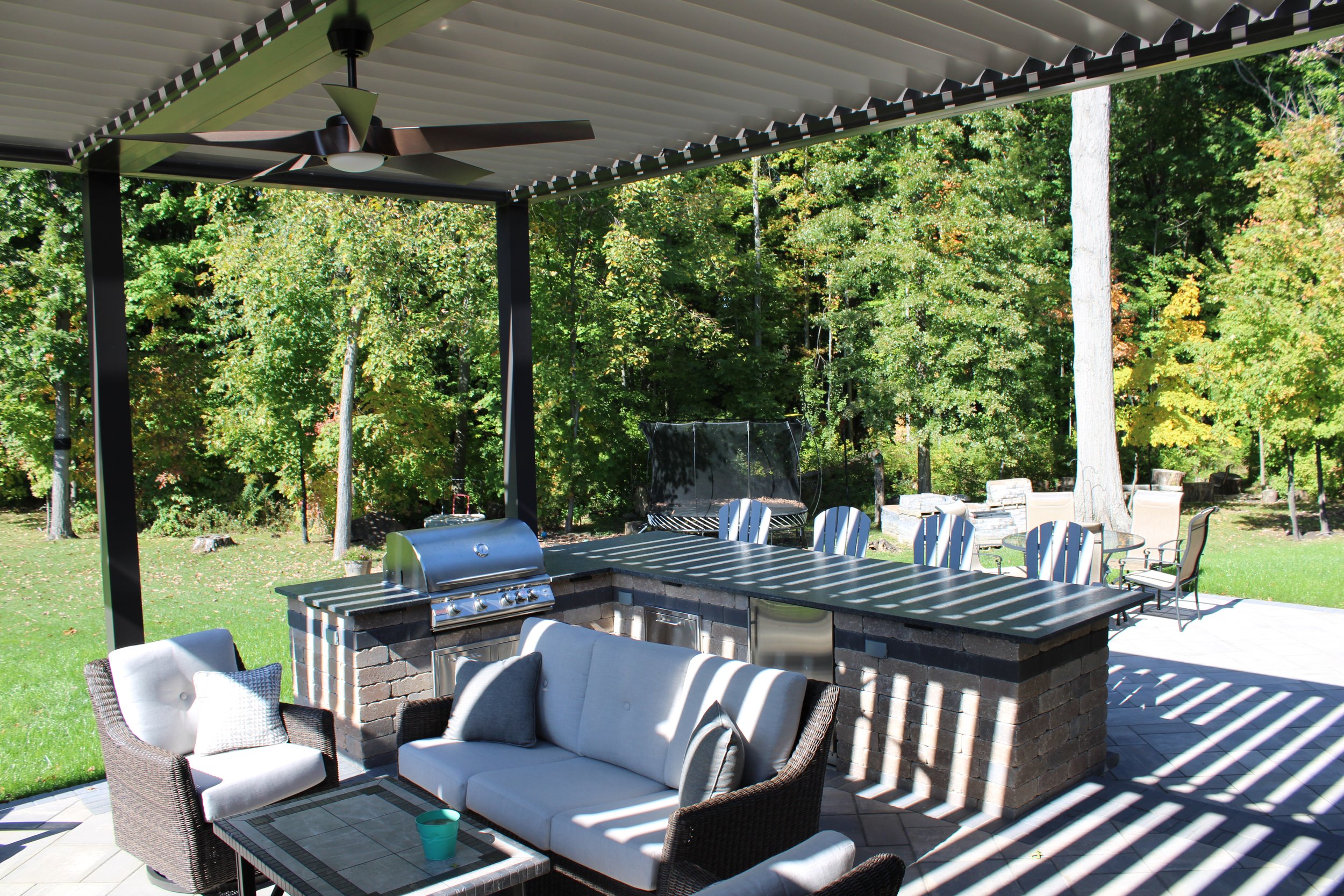 Covered outdoor kitchen in Strongsville, O