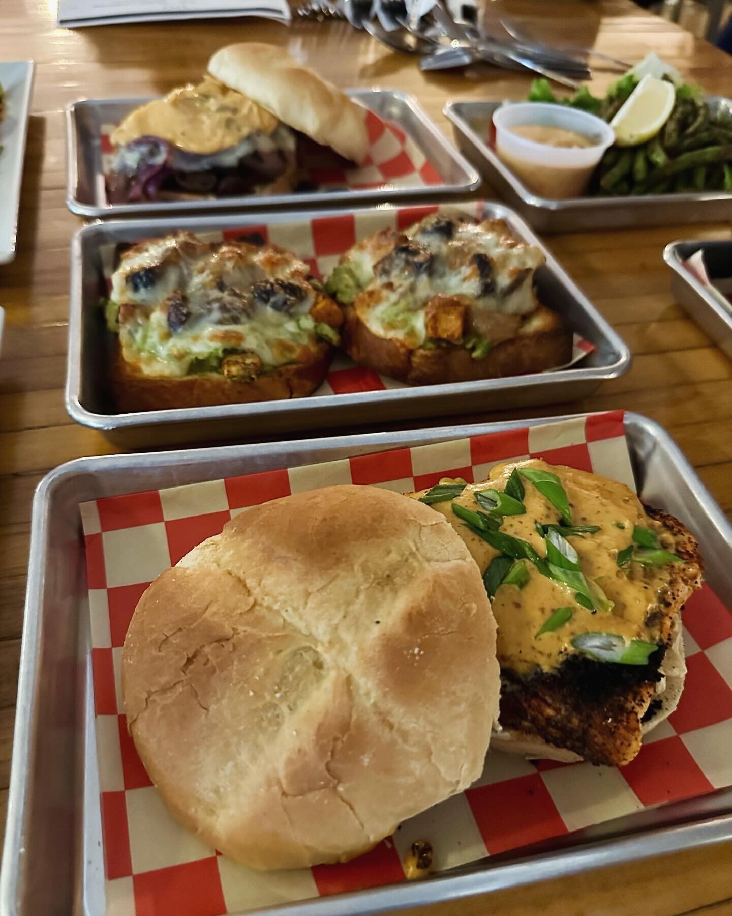 You may have tried our burgers, but how about our sandwiches? #friedchickensandwich #grilledsalmon #mushroom #bbqchicken #crispycod #blackbeanburger #andmore #sandwich es #rosendale #wallkillvalleyrailtrail #newpaltz #kingston #outdoordining #veggiem