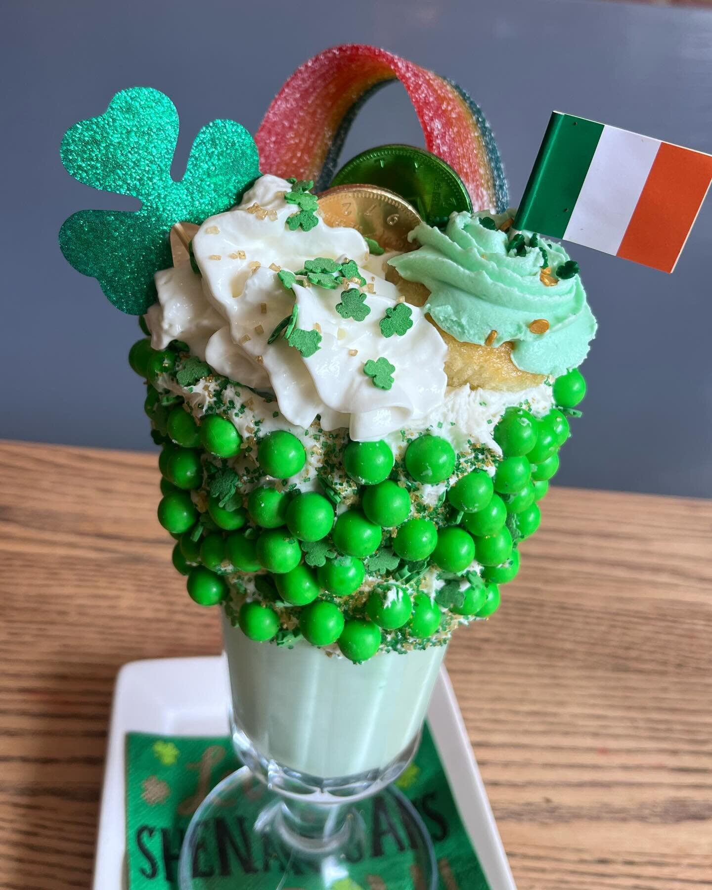 It&rsquo;s magically delicious! And it is @santafeburgerbar all weekend long. Stop over for some shenanigans and a St Patrick&rsquo;s Day Amazing Shake.  #stpatricksday #irish #stpattysday #green #ireland #luckoftheirish #stpaddysday #shamrock #happy