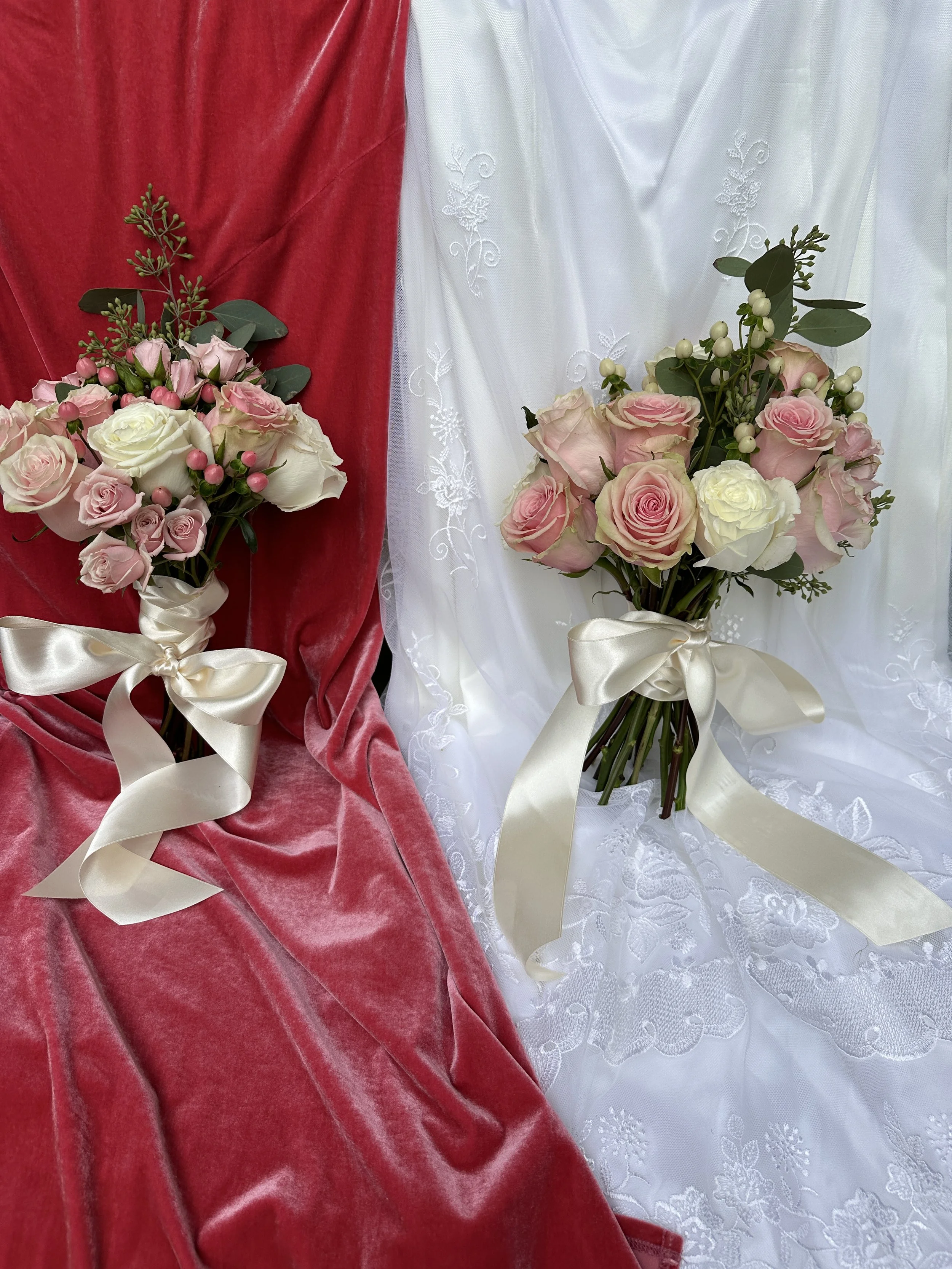 Bridesmaid's Bouquet next to the Bride's Bouquet