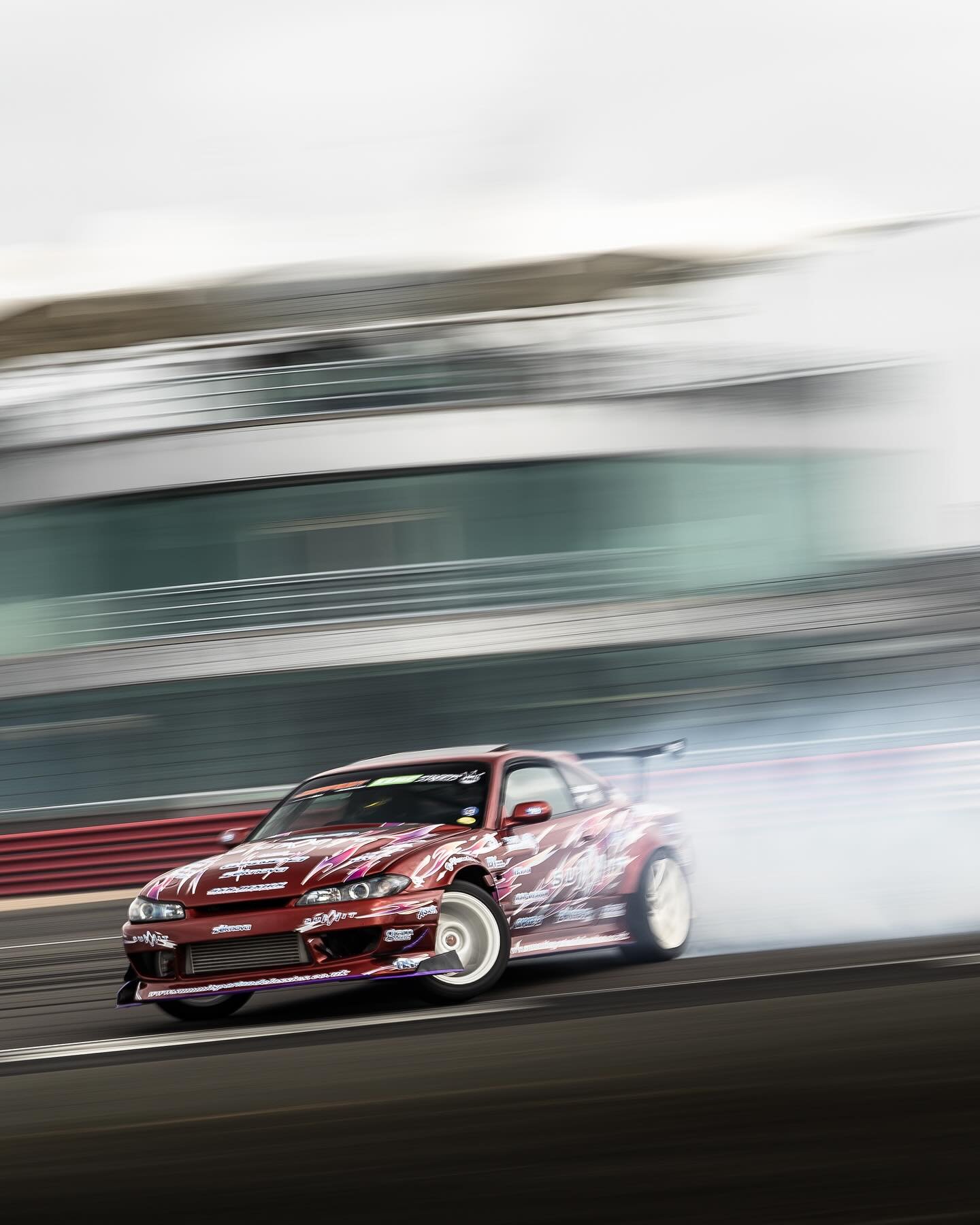 Can&rsquo;t get enough of this livery, it is great to see such good looking cars in the UK. 

@adamms15 
@japfest_official 

#drift #silvias15 #silvianation #silvia #nissans15 #s15 #s15silvia #nissan #drifting