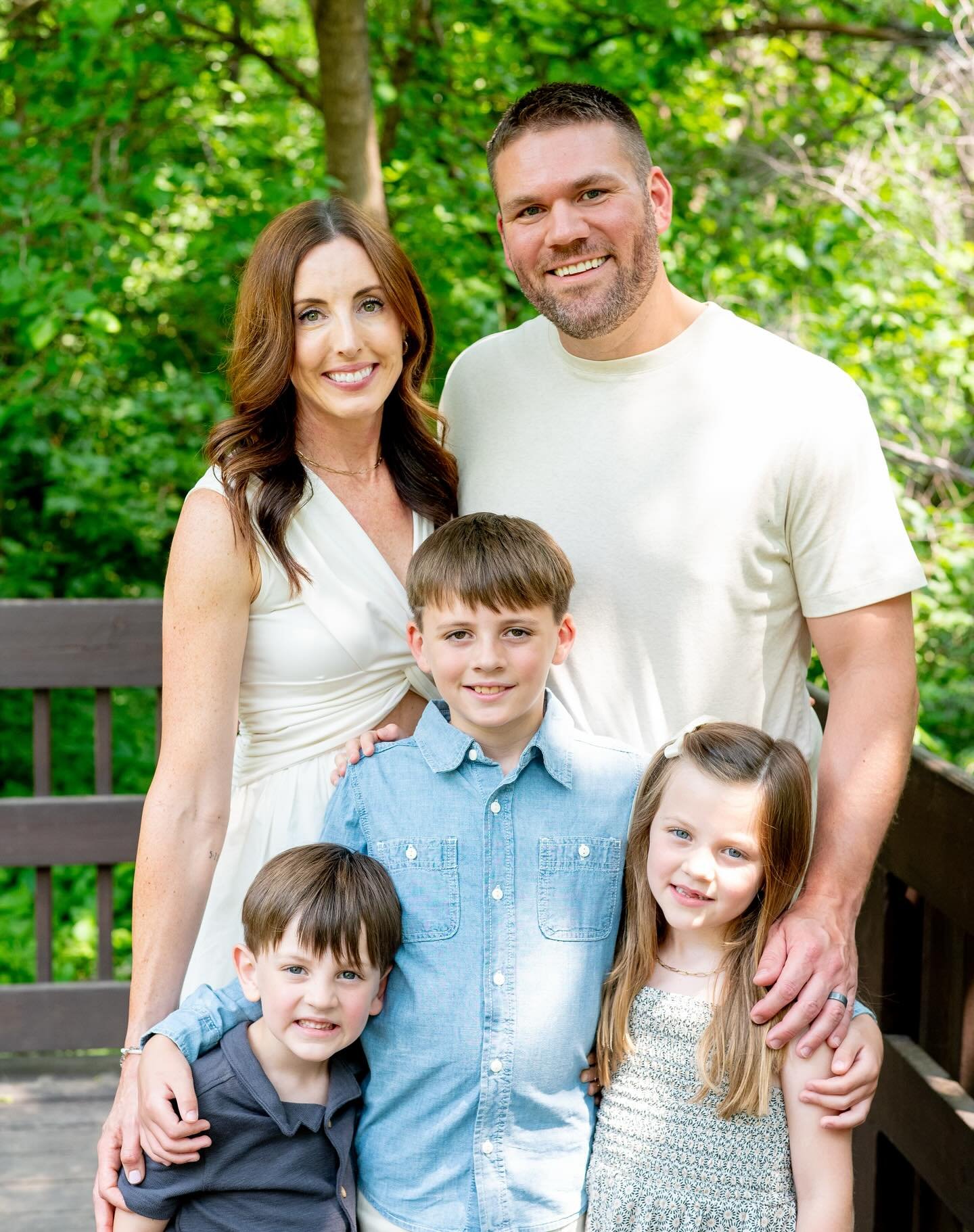 The Wilkenson Family 💕 #omahaphotographer #iowaphotographer #familyphotography #familyphotosession #summerphotography