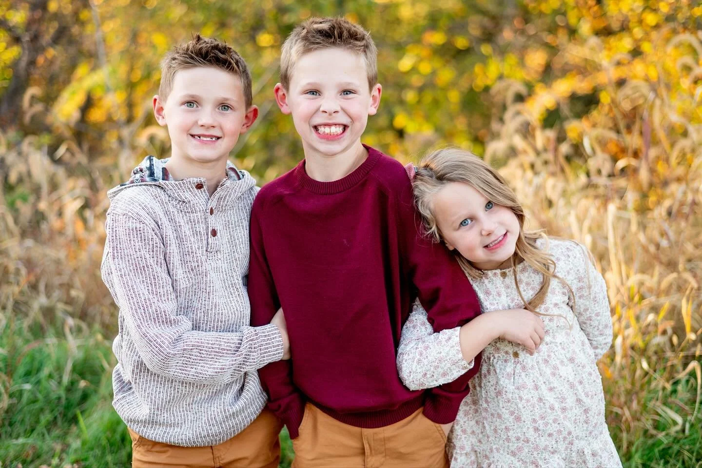 The Albers Trio ❣️ #omahaphotography #iowaphotographer #nebraskaphotography #familyphotographer