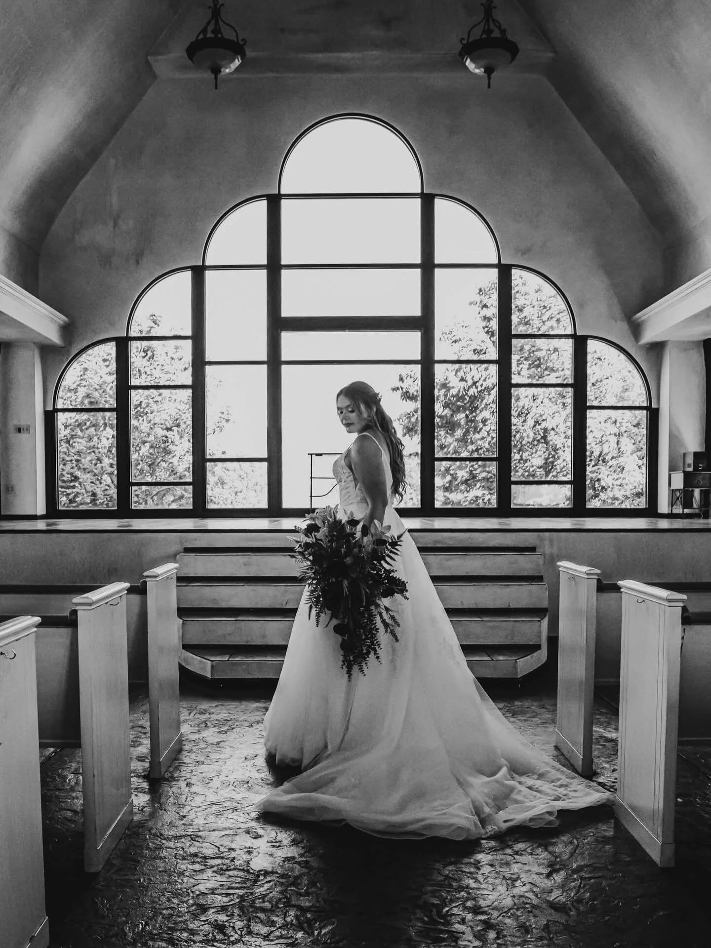 B &amp; W of The Grisby Wedding ❣️ #weddingphotography #omahaweddingphotographer #nebraskaphotographer #iowaweddings