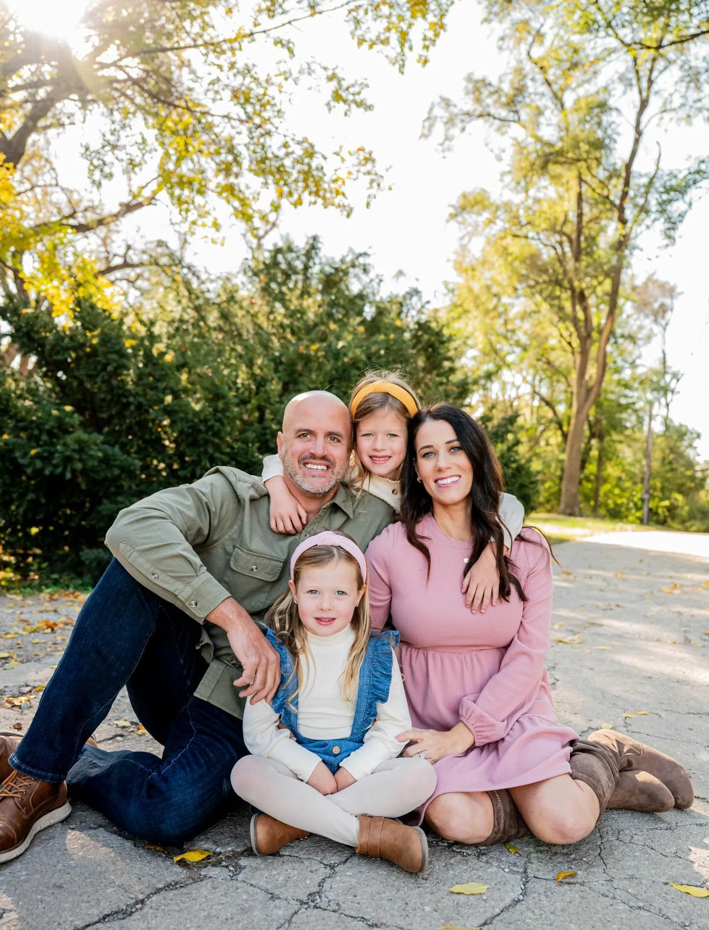 The Peterson Family 💕 #omahaphotographer #iowaphotographer #familyphotographer