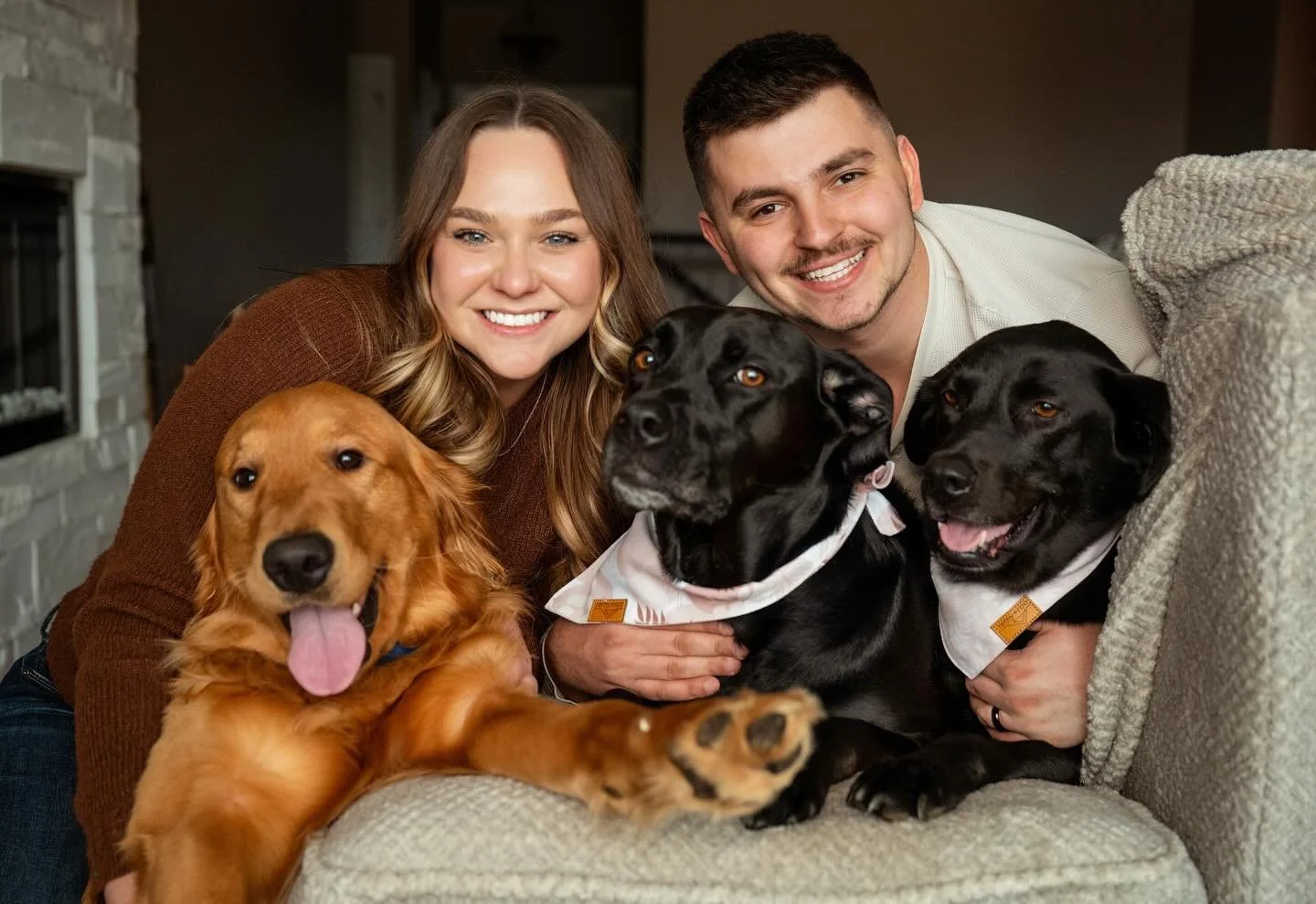 These Paw-rents &amp; their 3 dogs make the perfect Furmily 🐶🐶🐶 #familyphotographer #doglife #photographer #omahaphotog