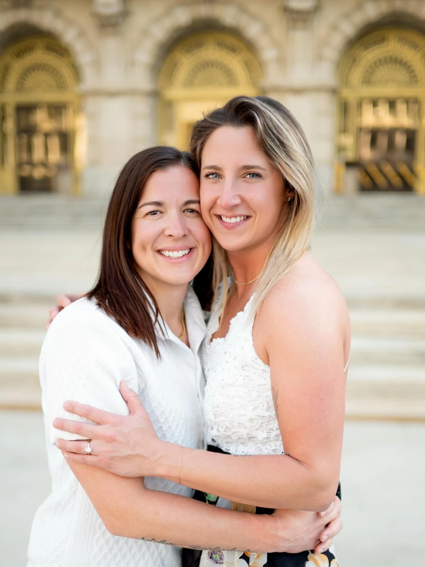 Nellie &amp; Sierra, Engagement Session 💍 #omahaphotographer #iowaphotographer #engagementsession