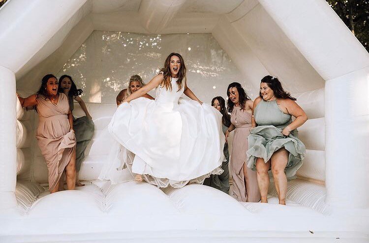 🎶 Girls just wanna have fun! 

How gorgeous is this action-shot of beautiful bride Emily and her tribe 😍

✨Picture perfect bouncy castle supplied by @abc_leisure_hire 

📸 Beautifully captured by @sarahgracephotography1