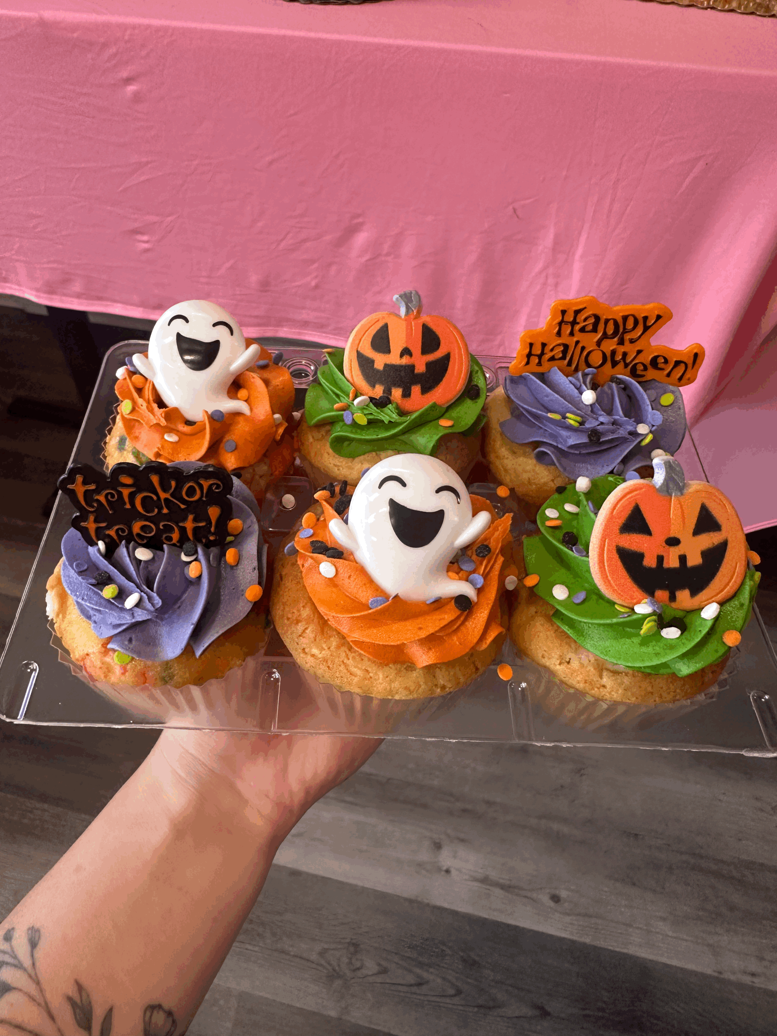 Halloween cupcakes