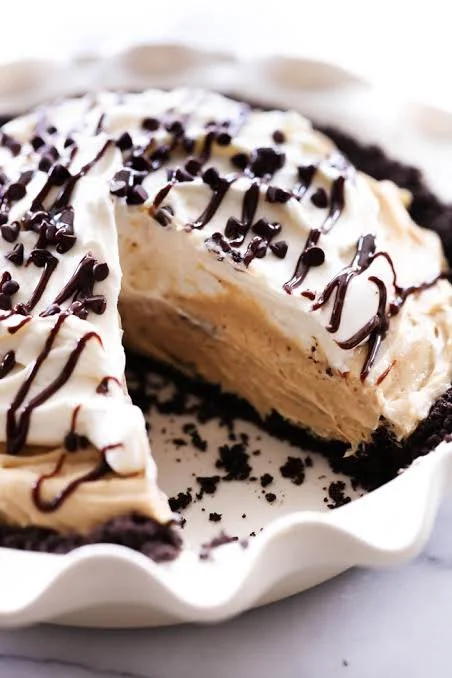 Chocolate peanut butter pie