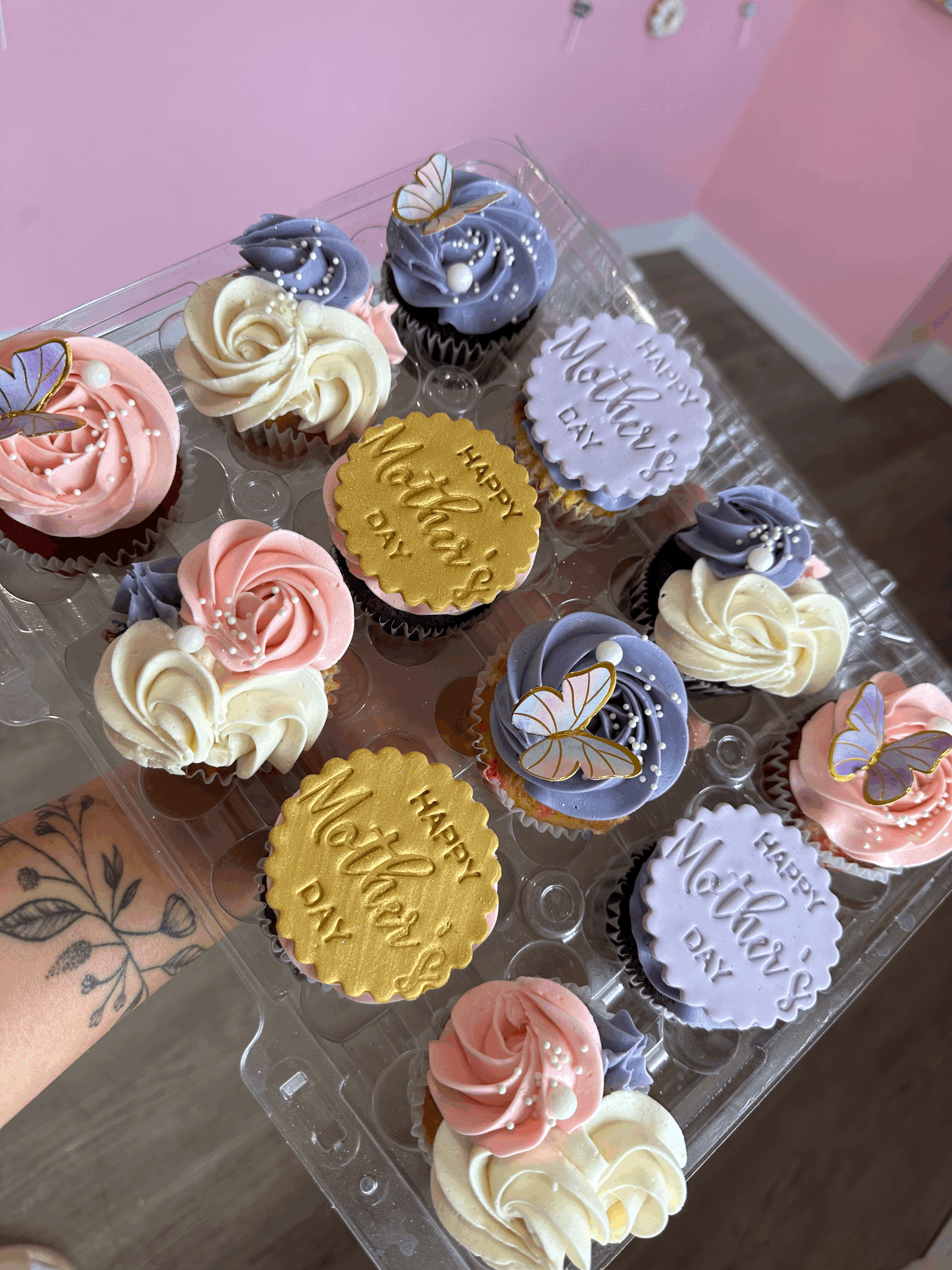 Mother's Day cupcakes