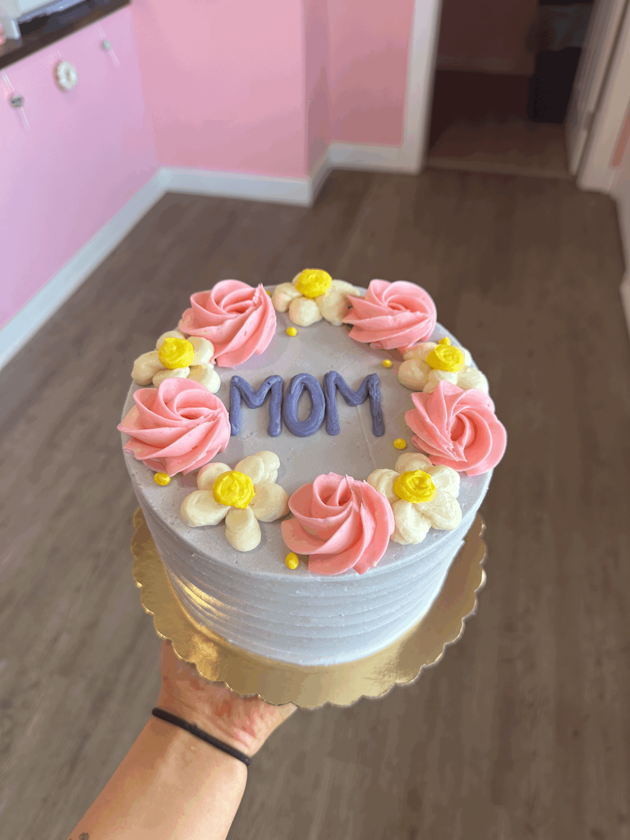 Mom cake