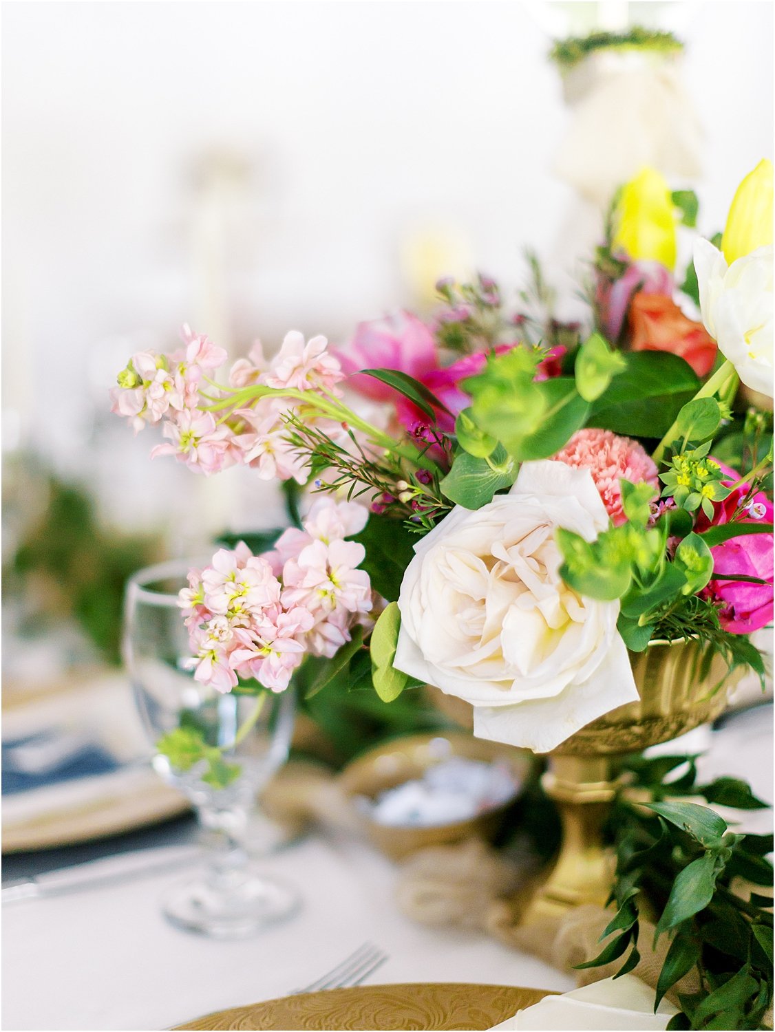 White rose and pink floral table bouquet 