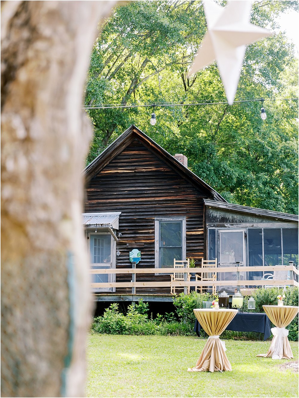 Southern brown cabin and outdoor wedding venue