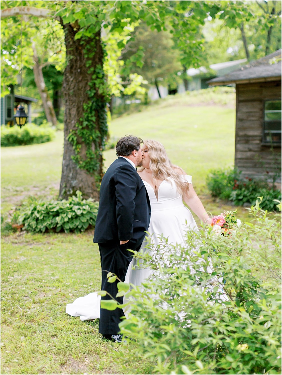 Kissing in love Bride and Groom - Southern elegance 