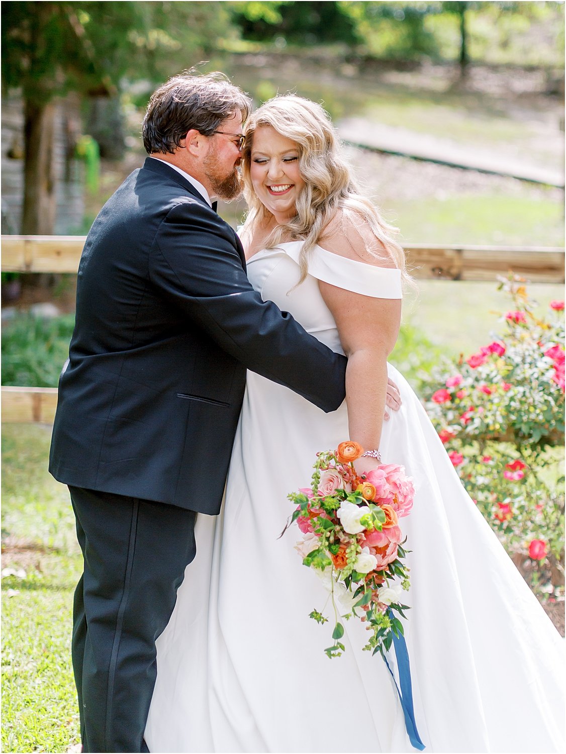 Southern summer Bride and Groom photo inspiration 