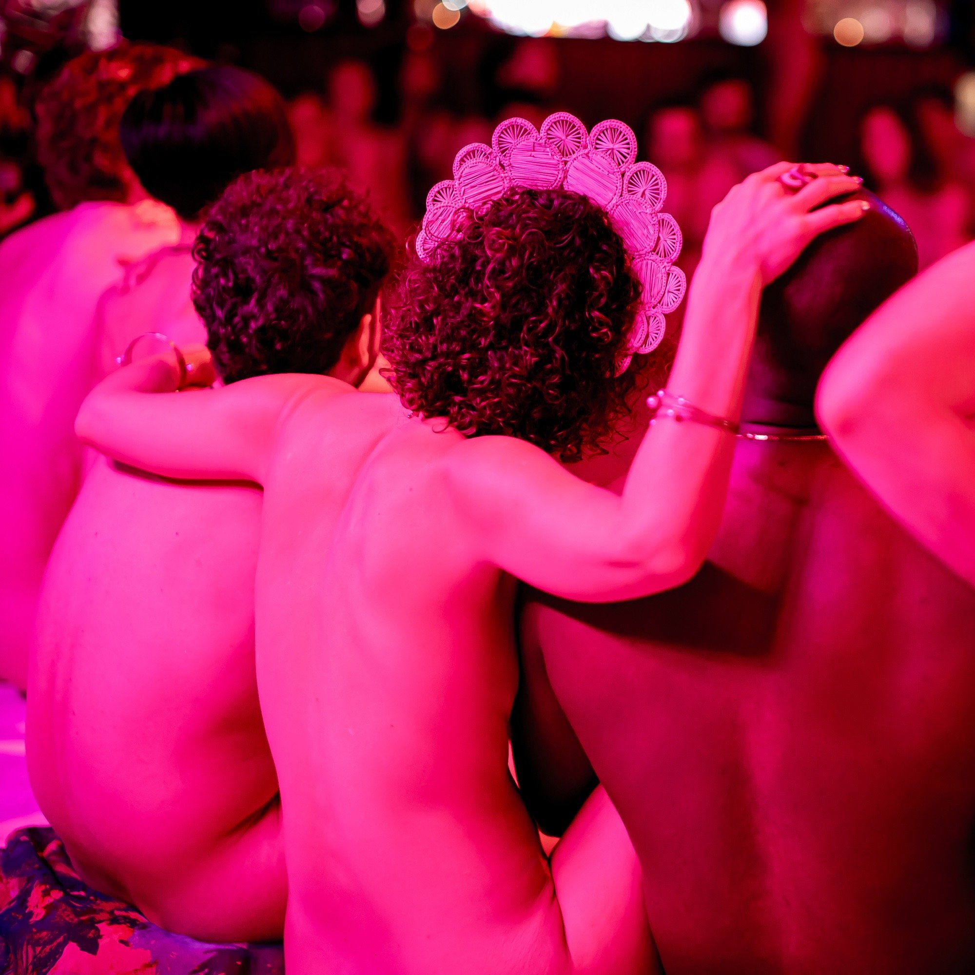 The Naked Tea Party @ UHU
