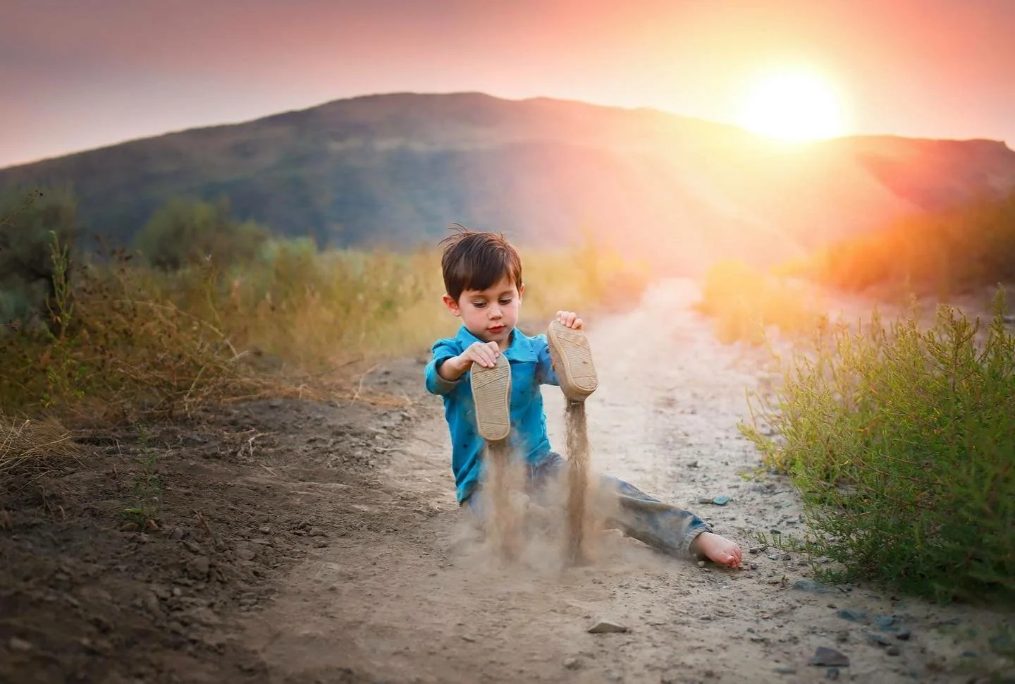 calgary-family-photographers-outdoors-15.jpg