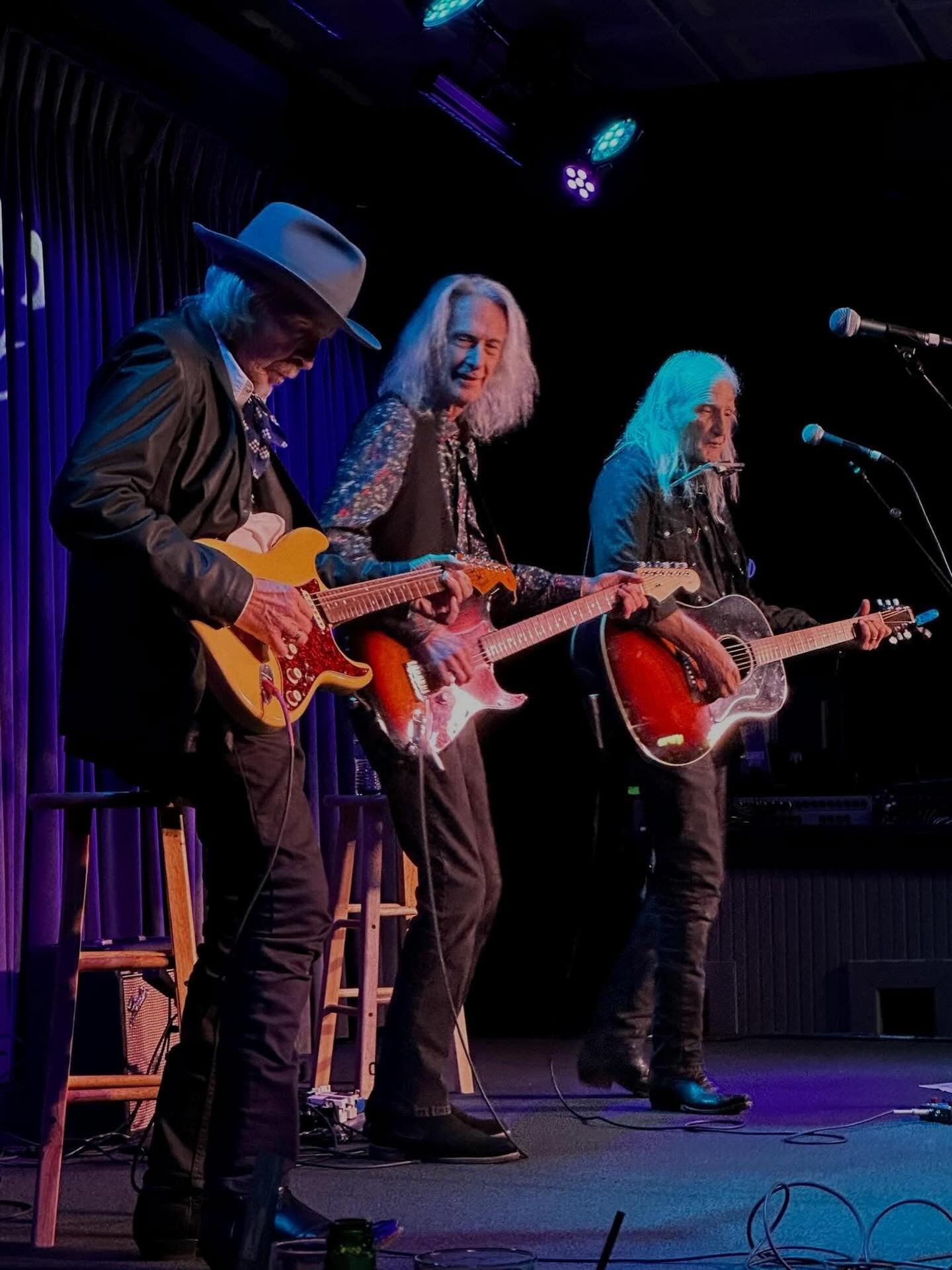 NYC + Northampton are sold out, but you can still catch this tour in Philly, Woodstock, Shirley, MA, Portsmouth, NH and Bellows Falls, VT! 
.
Repost from @lenny_kaye
Having a Blast(er) with these fine gentlemen, @davealvinoriginal and @jimmiedalegilm
