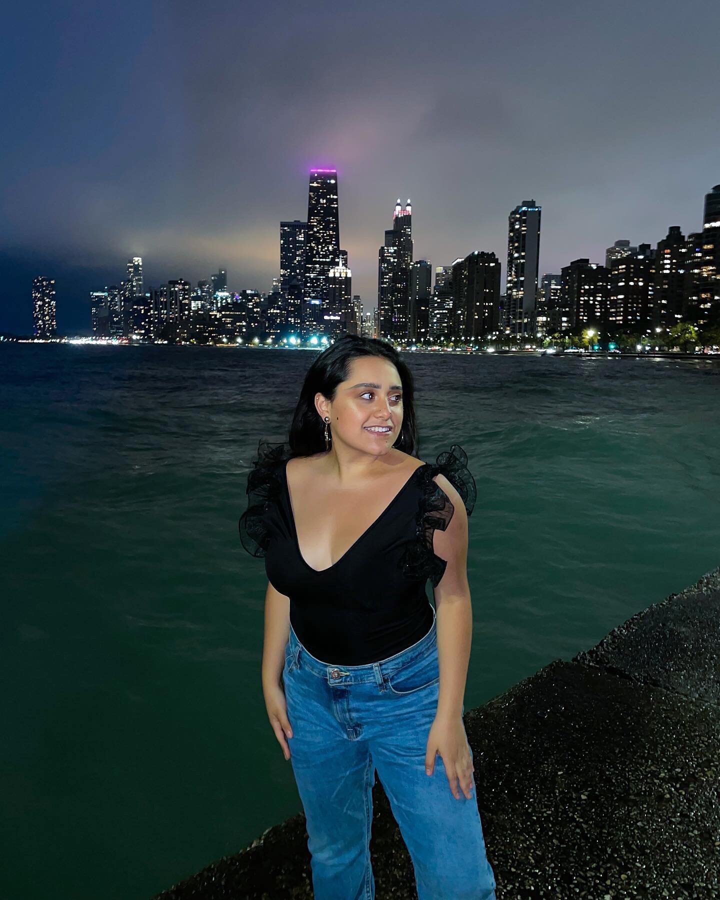 Kicked off October road tripping around the Great Lakes with my dad, @visittheusa and @beautifuldestinations! Chicago was definitely one of the highlights 🌃🤍✨