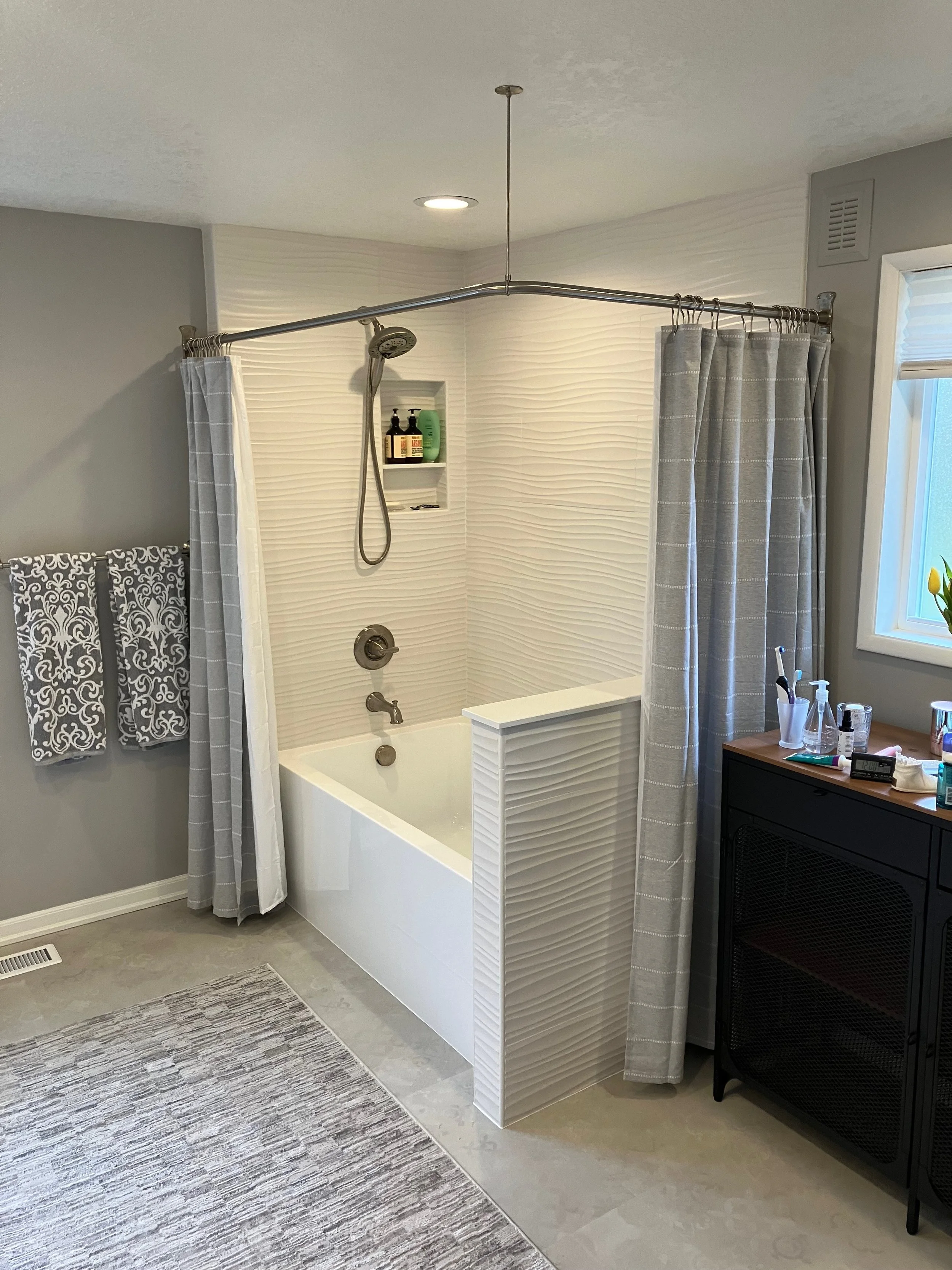 After- Raleigh Hills Shower to tub