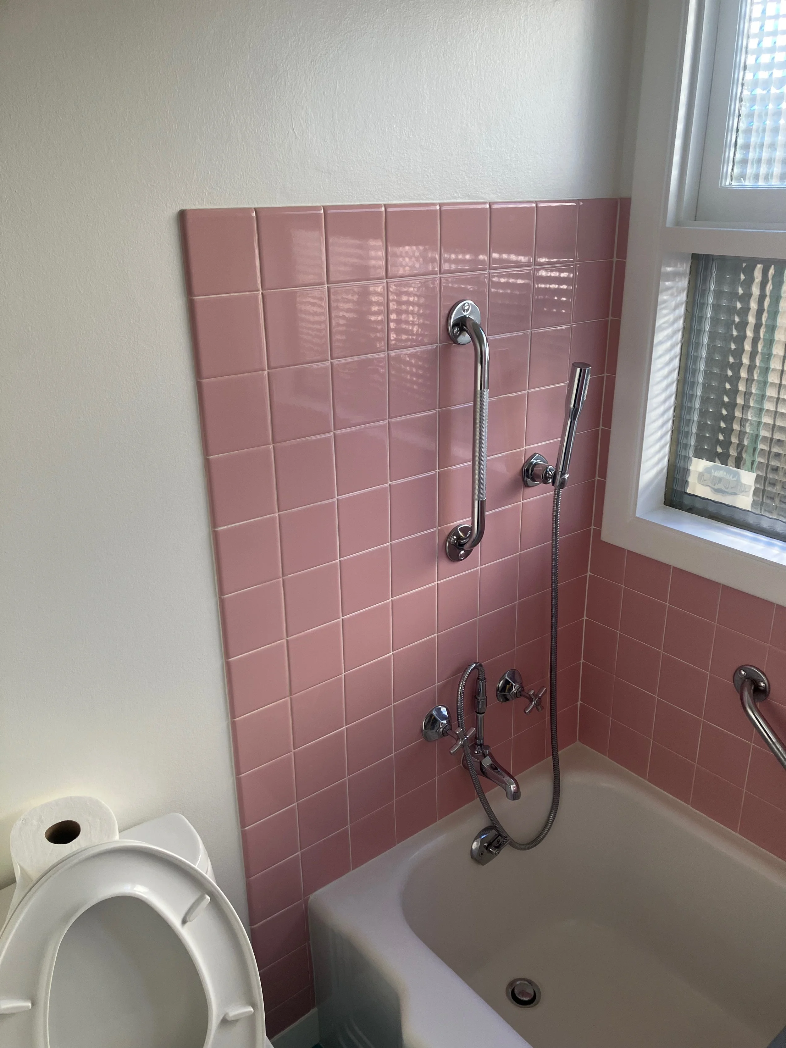 Mt Tabor Bathroom- Before